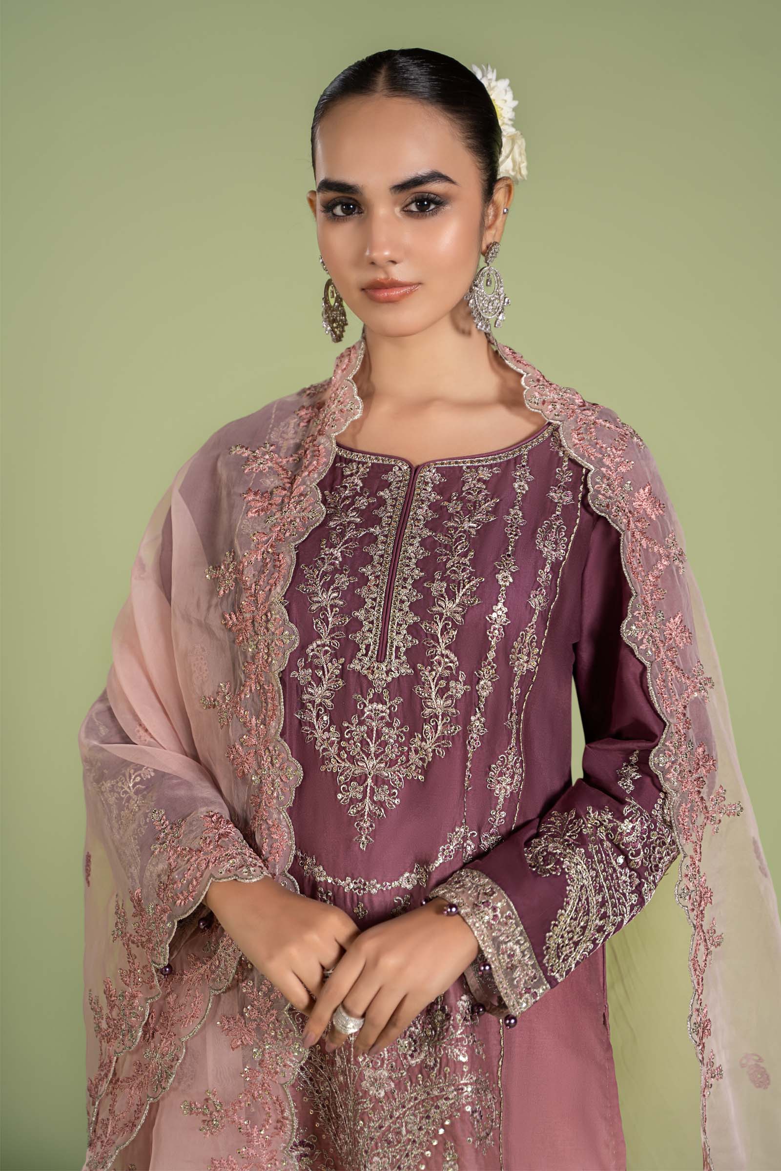 3 Piece Embroidered Lawn Suit - Image 3