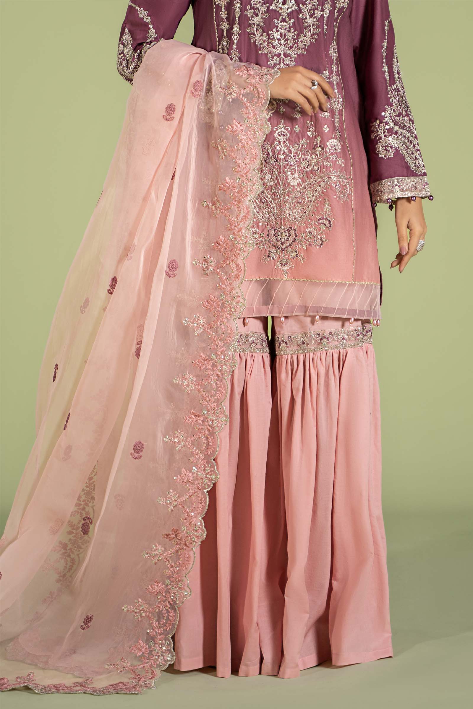 3 Piece Embroidered Lawn Suit - Image 7