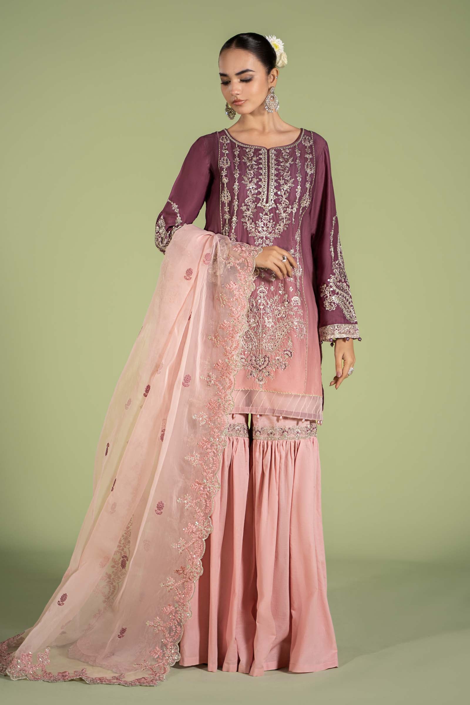 3 Piece Embroidered Lawn Suit - Image 8