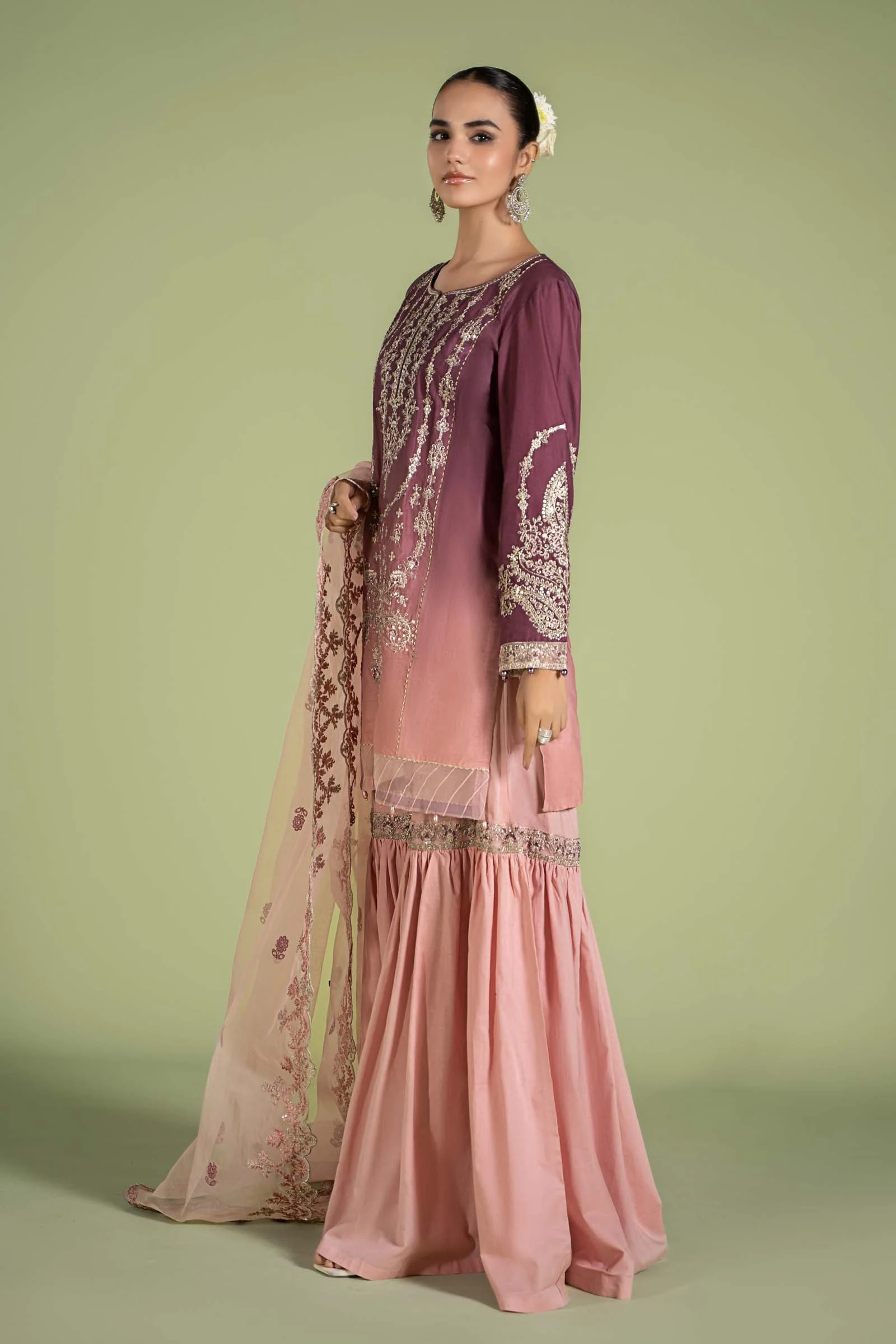 3 Piece Embroidered Lawn Suit - Image 9