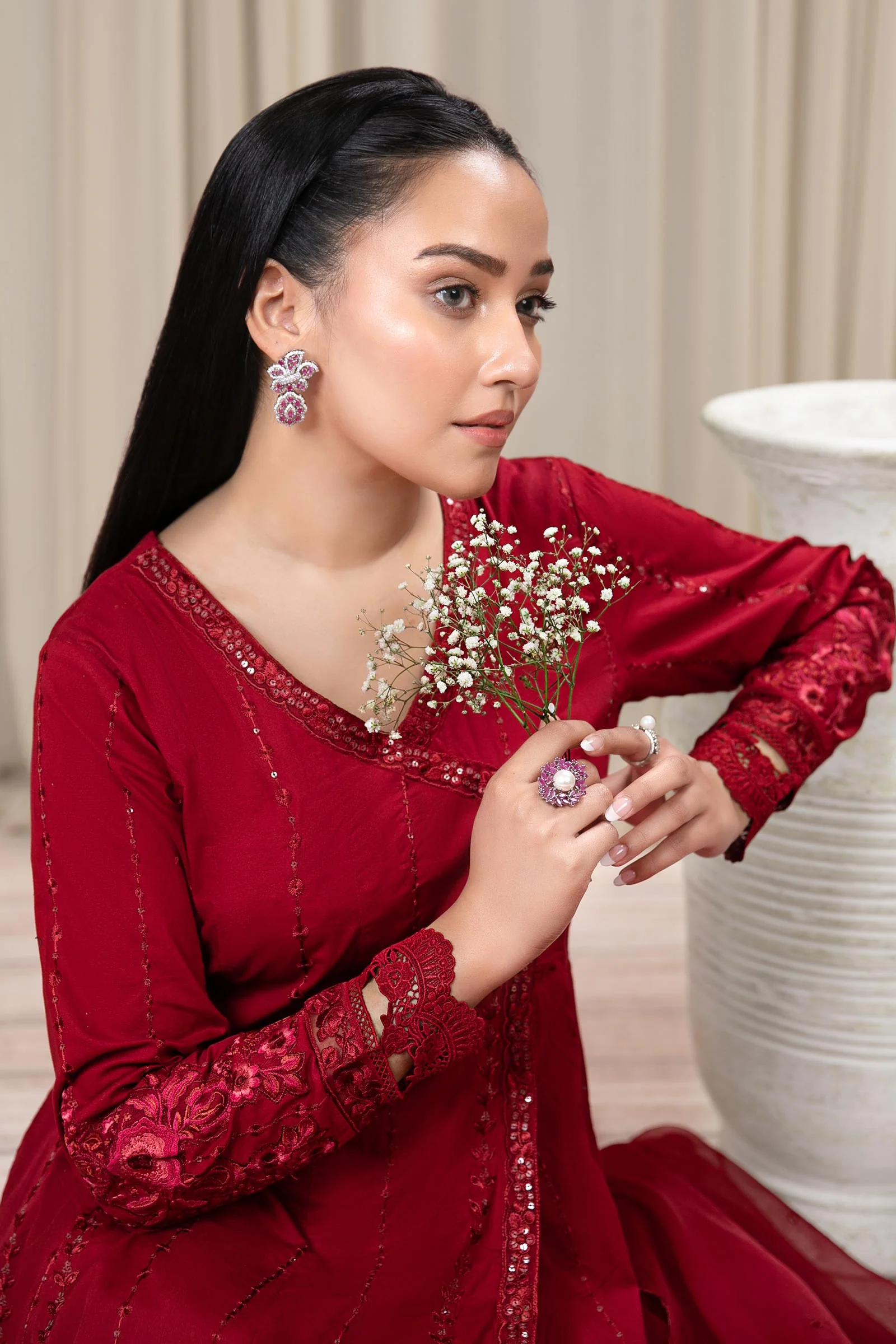 3 Piece Embroidered Lawn Suit - Image 2