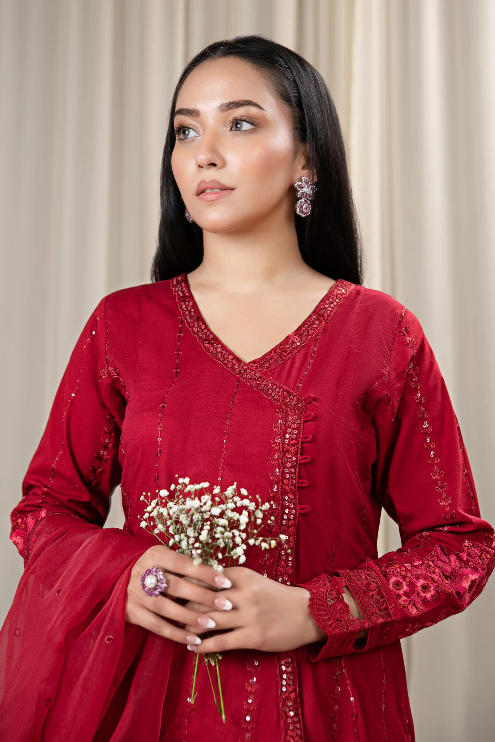 3 Piece Embroidered Lawn Suit - Image 3