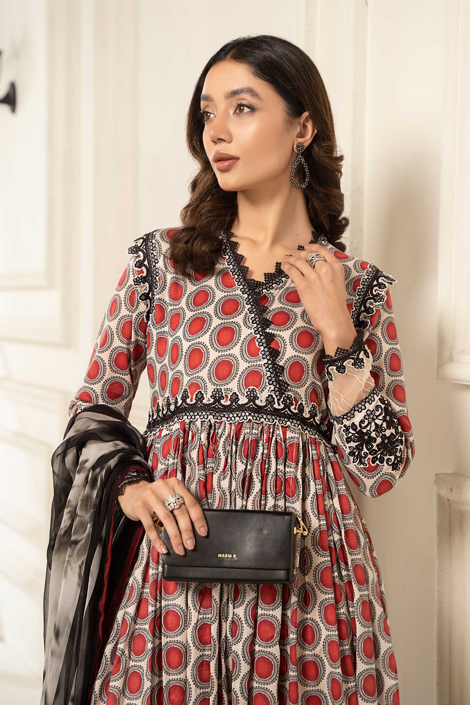 3 Piece Printed Lawn Suit - Image 2