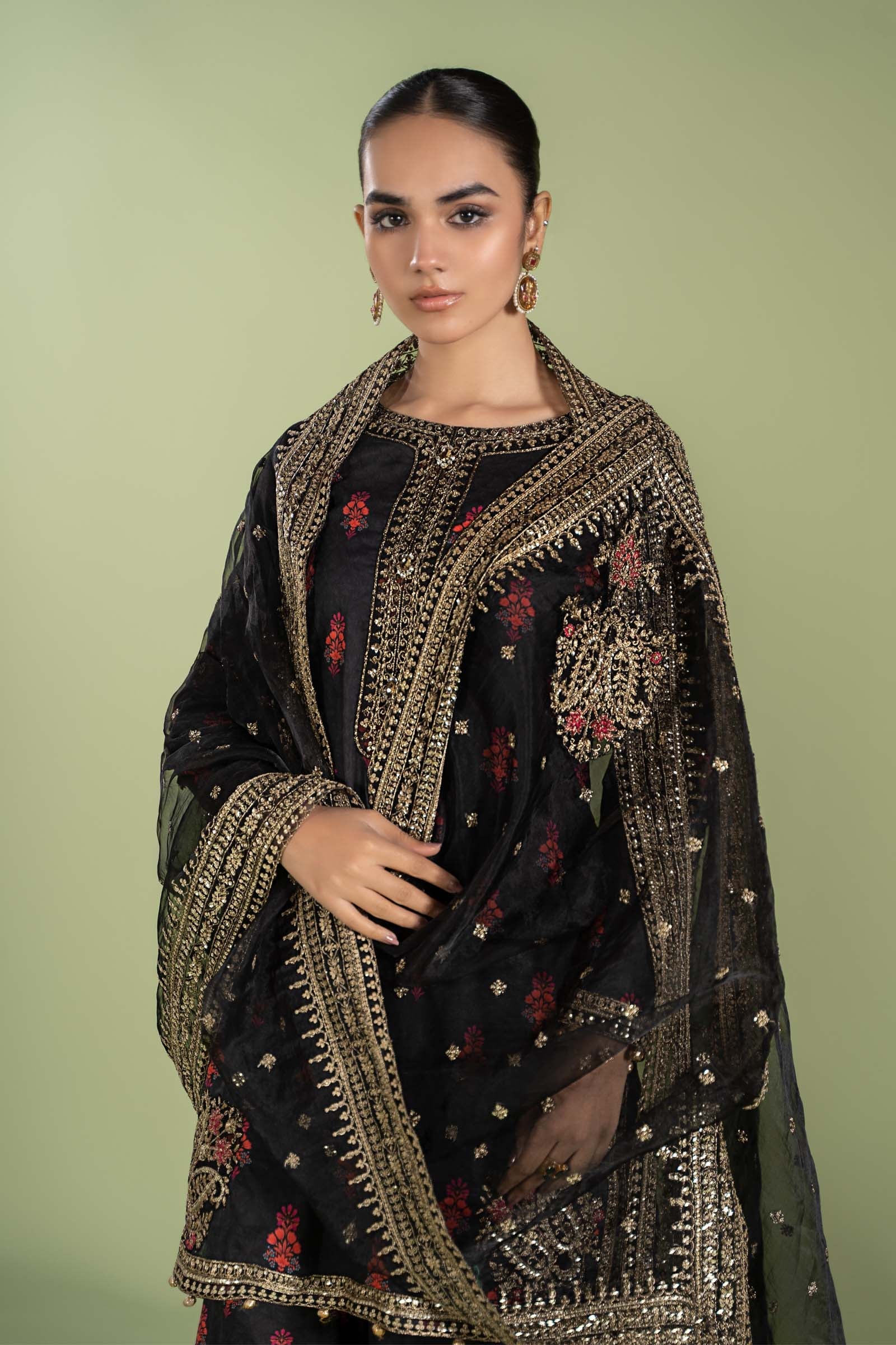 3 Piece Embroidered Lawn Suit - Image 2