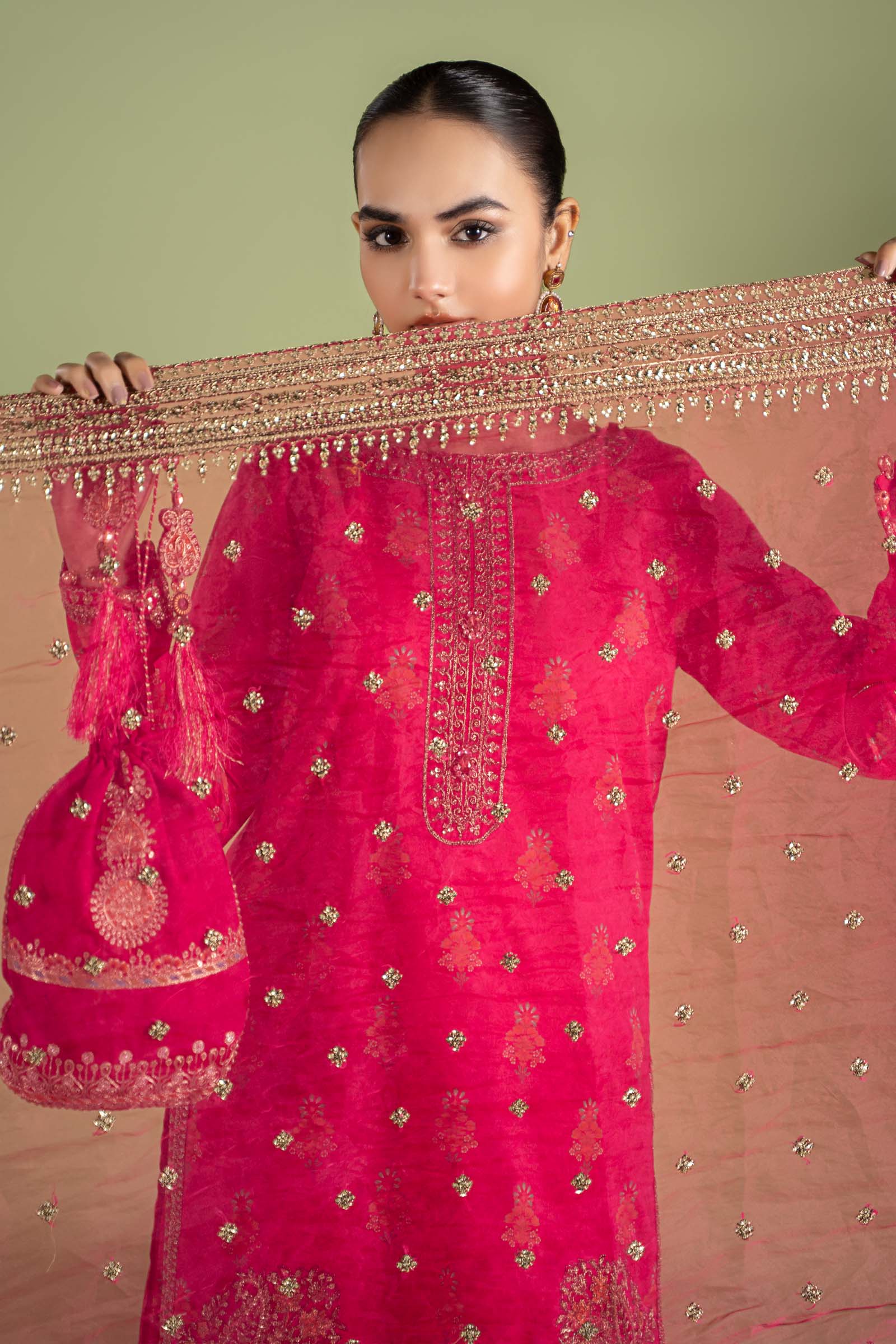 3 Piece Embroidered Lawn Suit - Image 3