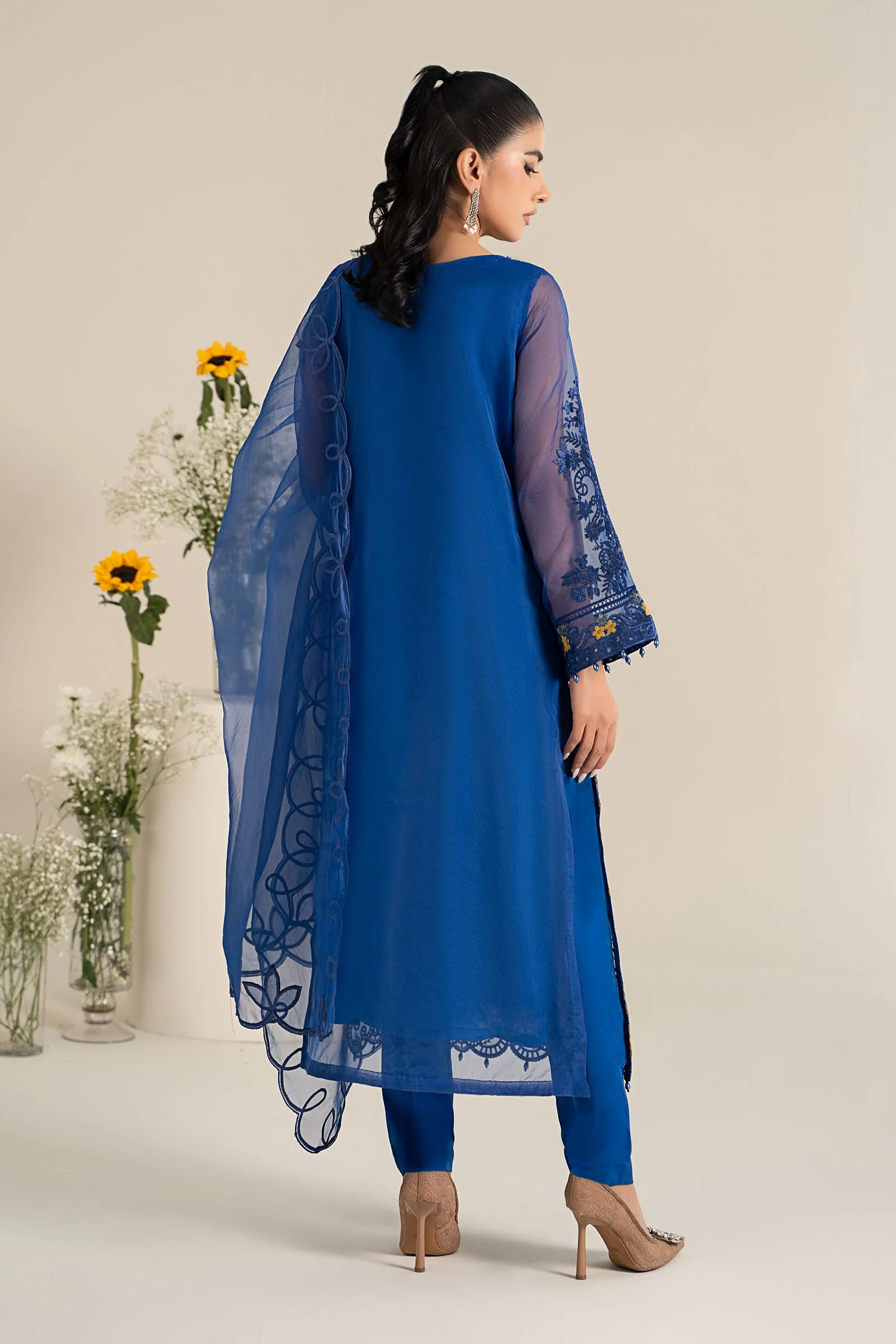 3 Piece Embroidered Organza Suit - Image 6