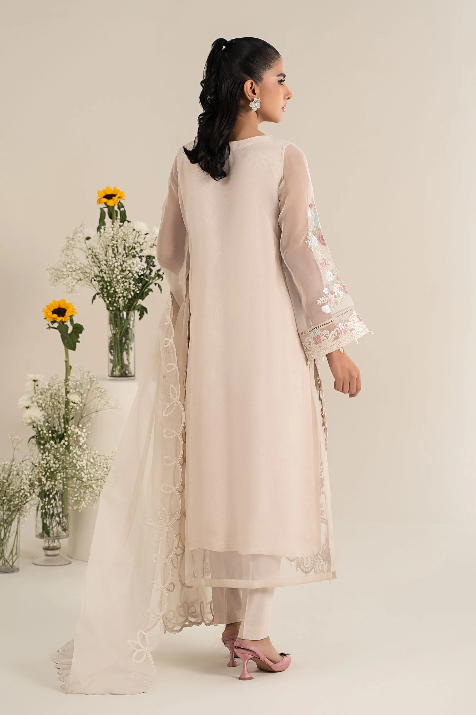 3 Piece Embroidered Organza Suit - Image 7