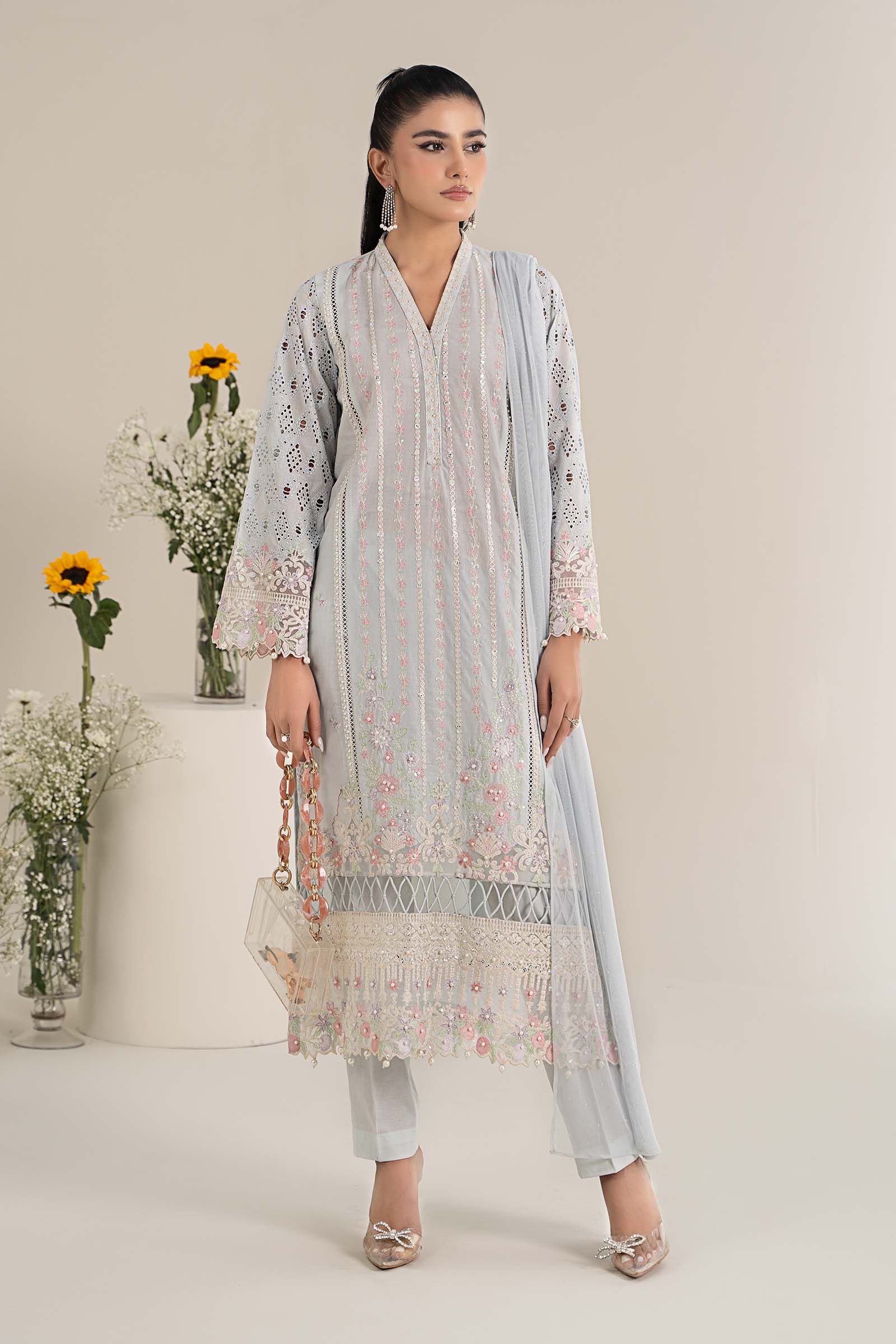 3 Piece Embroidered Lawn Suit