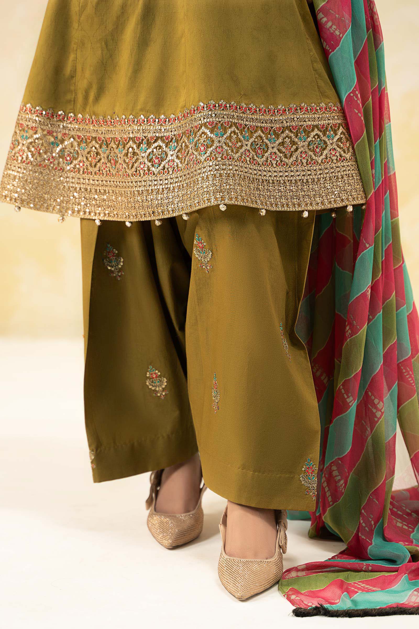 3 Piece Embroidered Self Jacquard Lawn Suit - Image 4