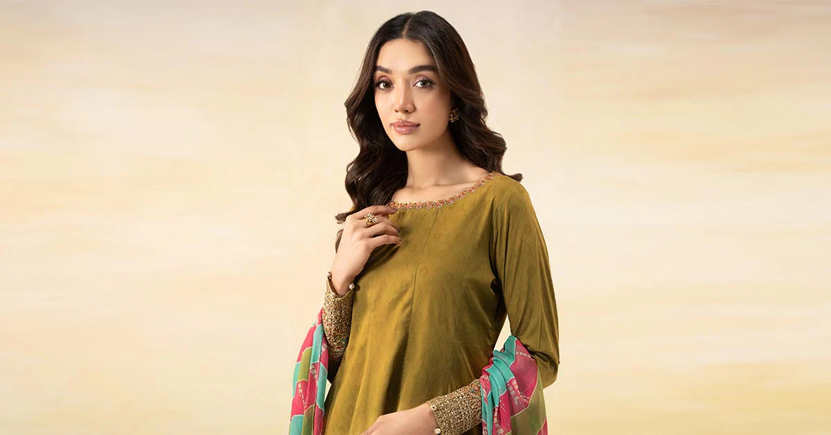 3 Piece Embroidered Self Jacquard Lawn Suit - Image 6