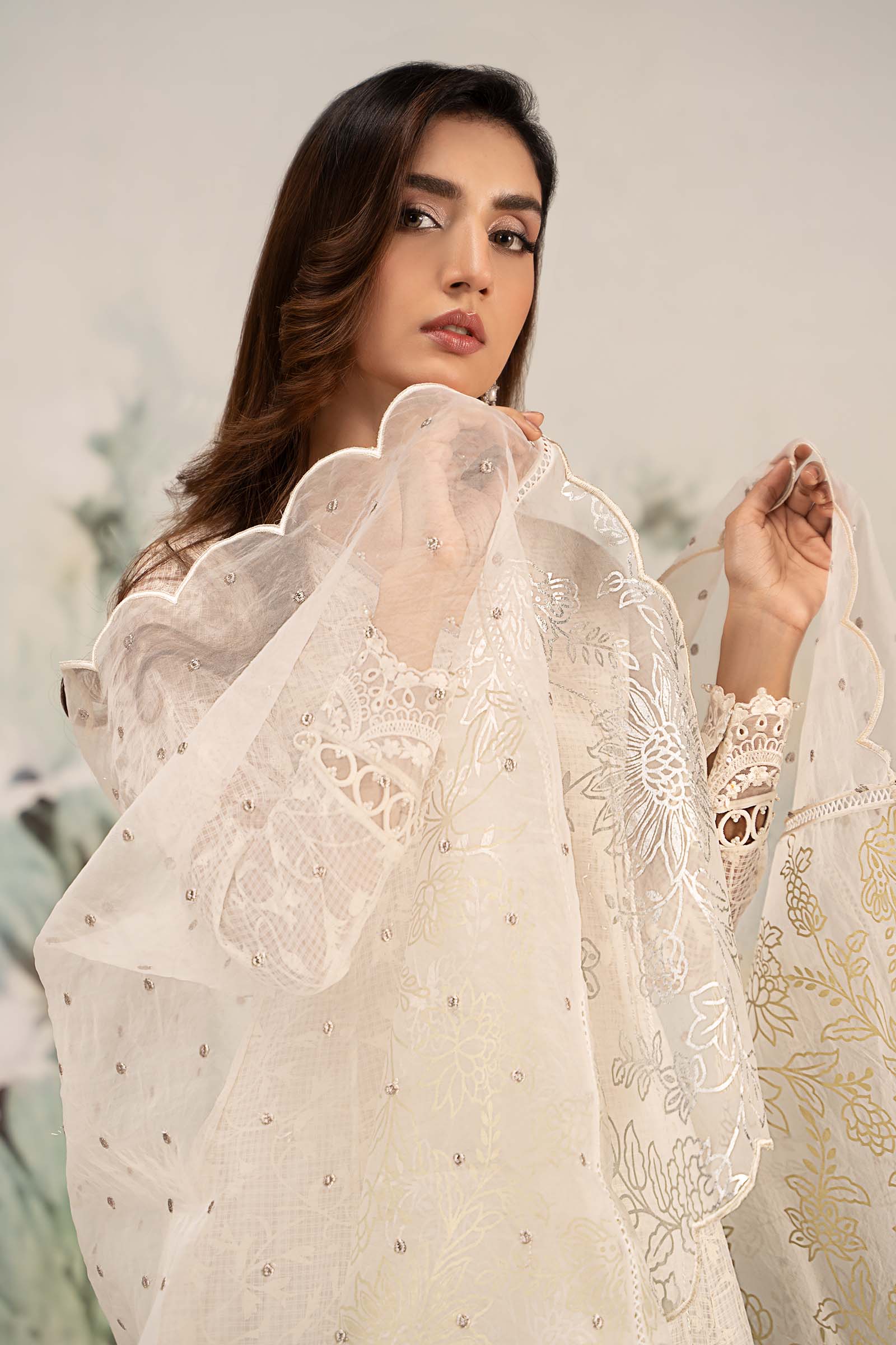 3 Piece Embroidered Organza Suit - Image 3