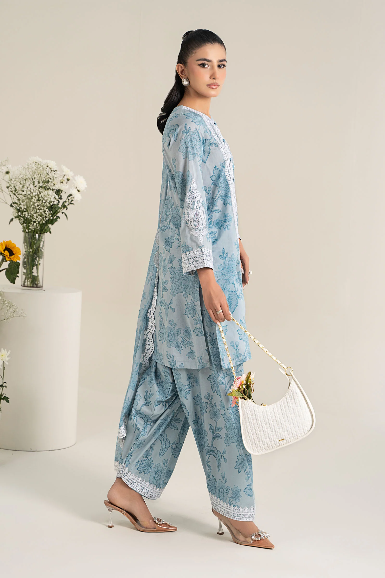3 Piece Printed Lawn Suit - Image 5