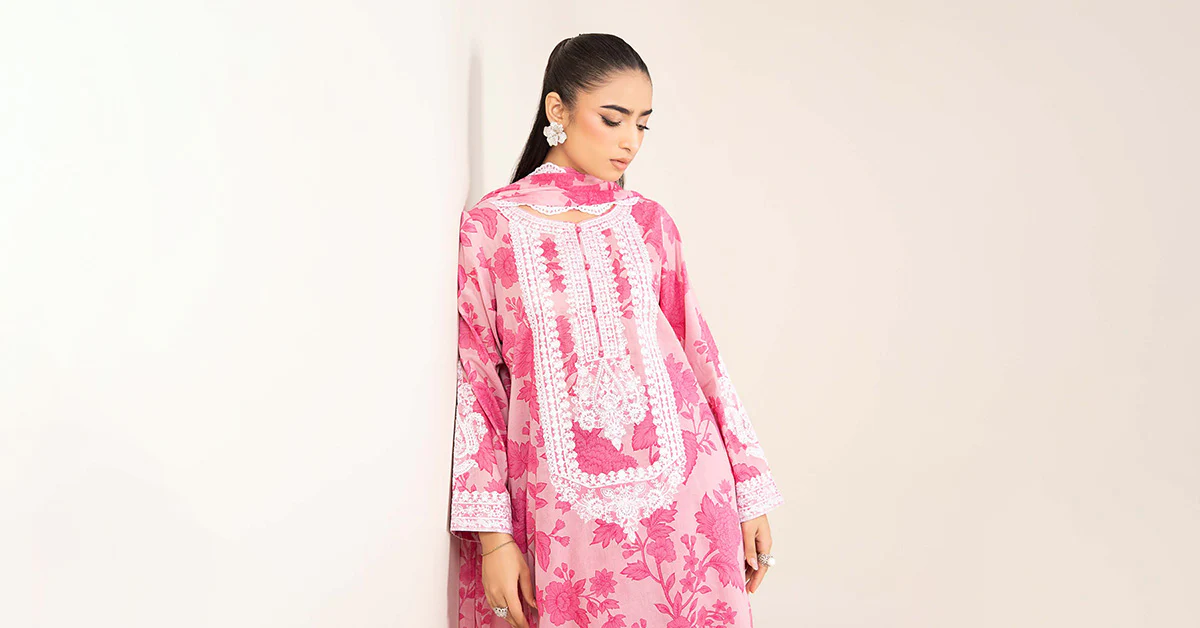 3 Piece Printed Lawn Suit - Image 13