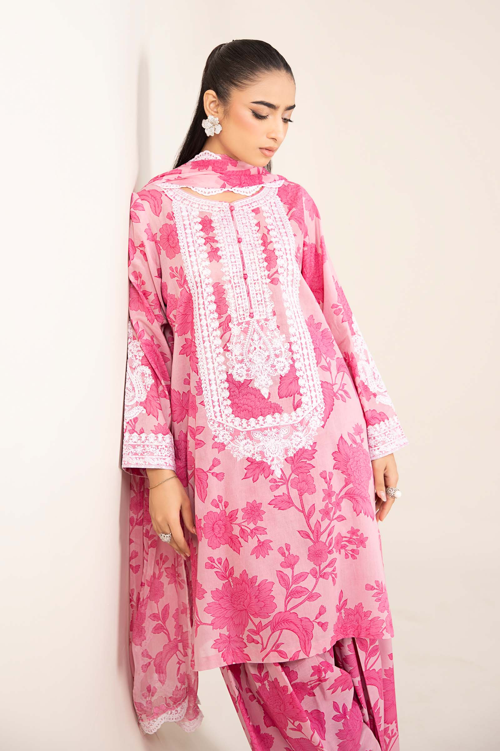 3 Piece Printed Lawn Suit - Image 9