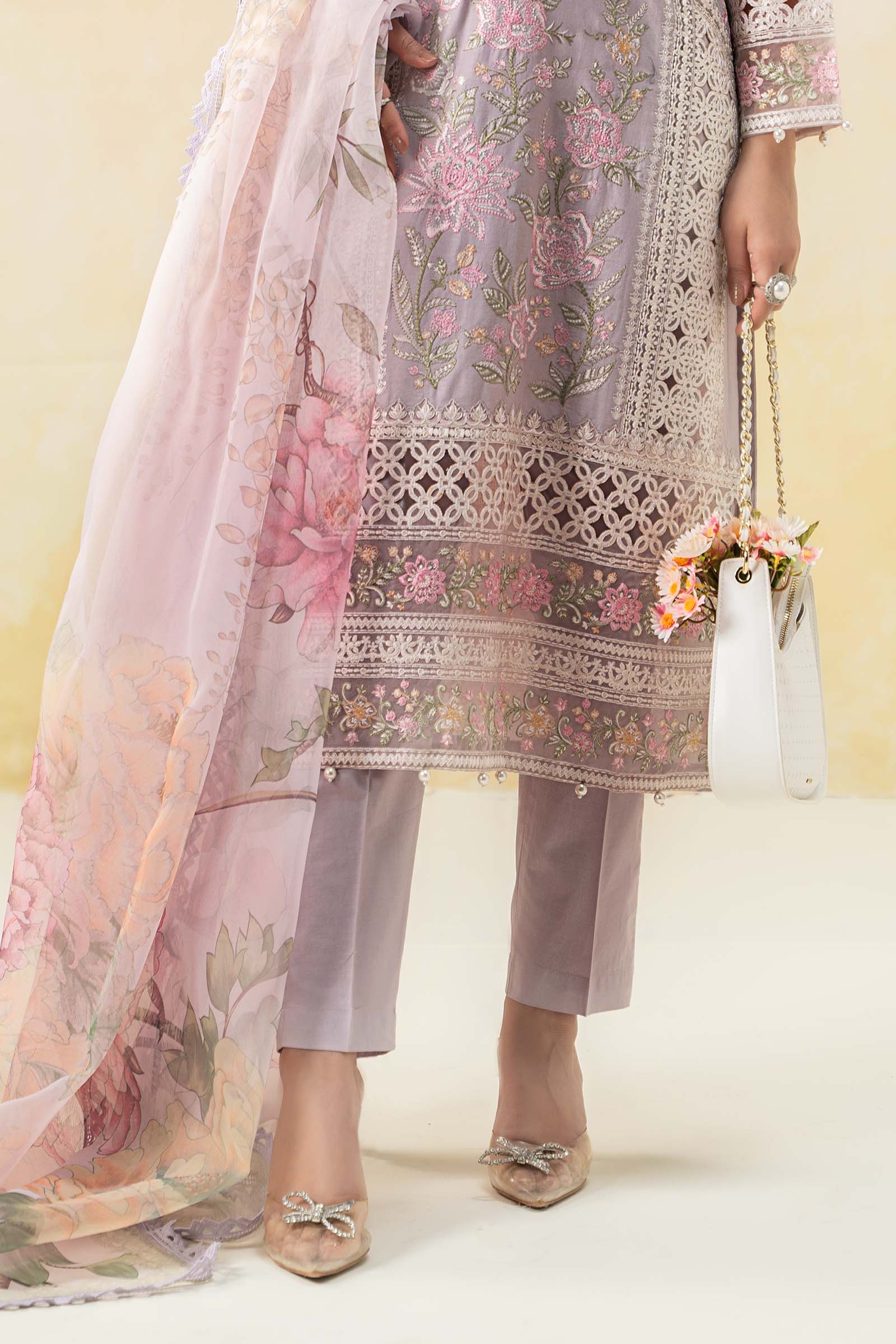 3 Piece Embroidered Dobby Lawn Suit - Image 9