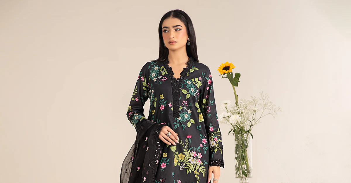 3 Piece Printed Lawn Suit - Image 7