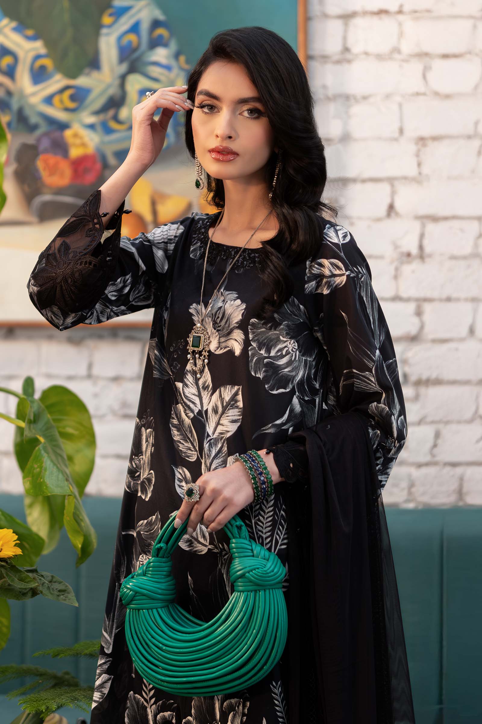 3 Piece Printed Lawn Suit - Image 3