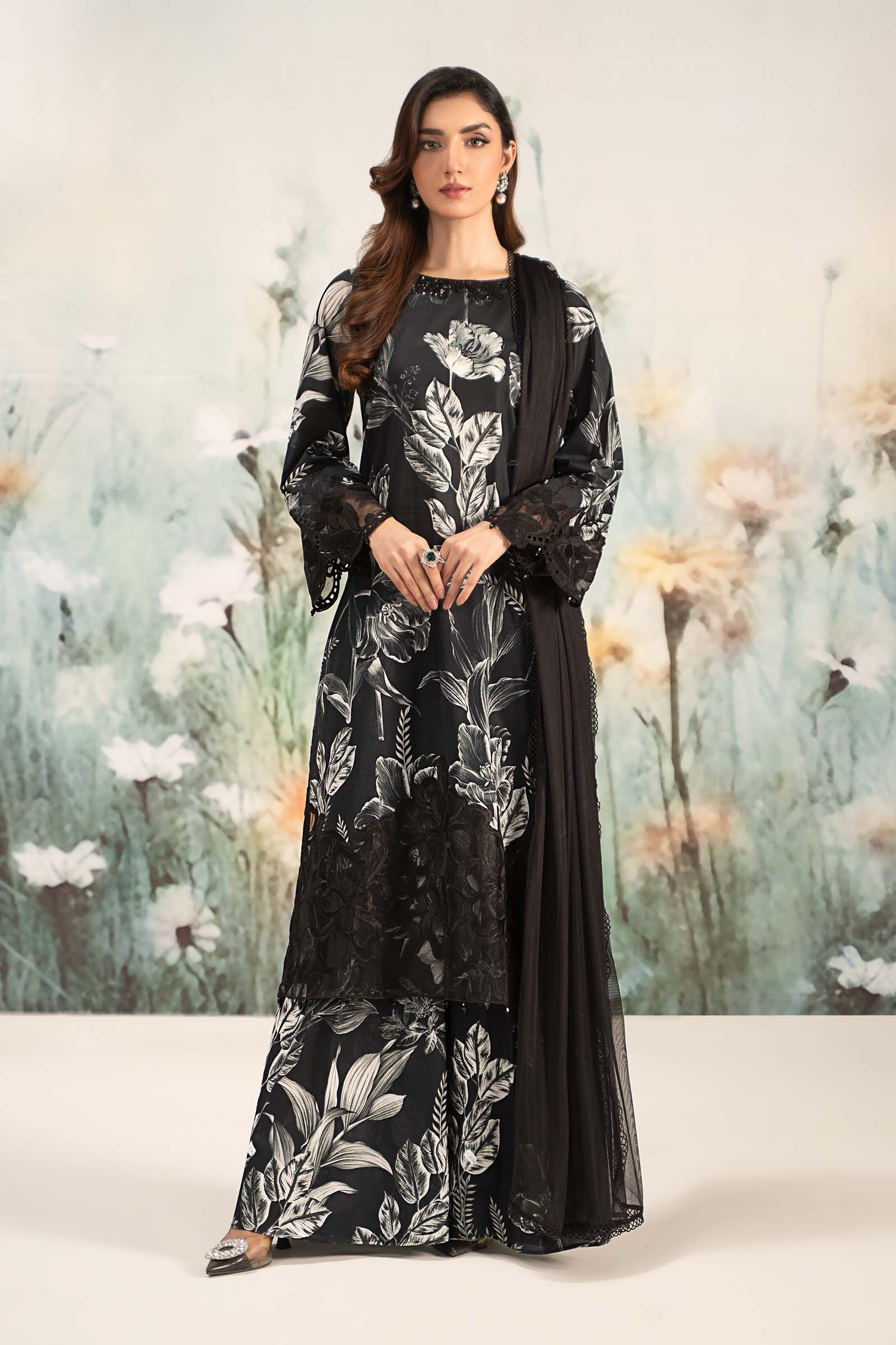 3 Piece Printed Lawn Suit - Image 7