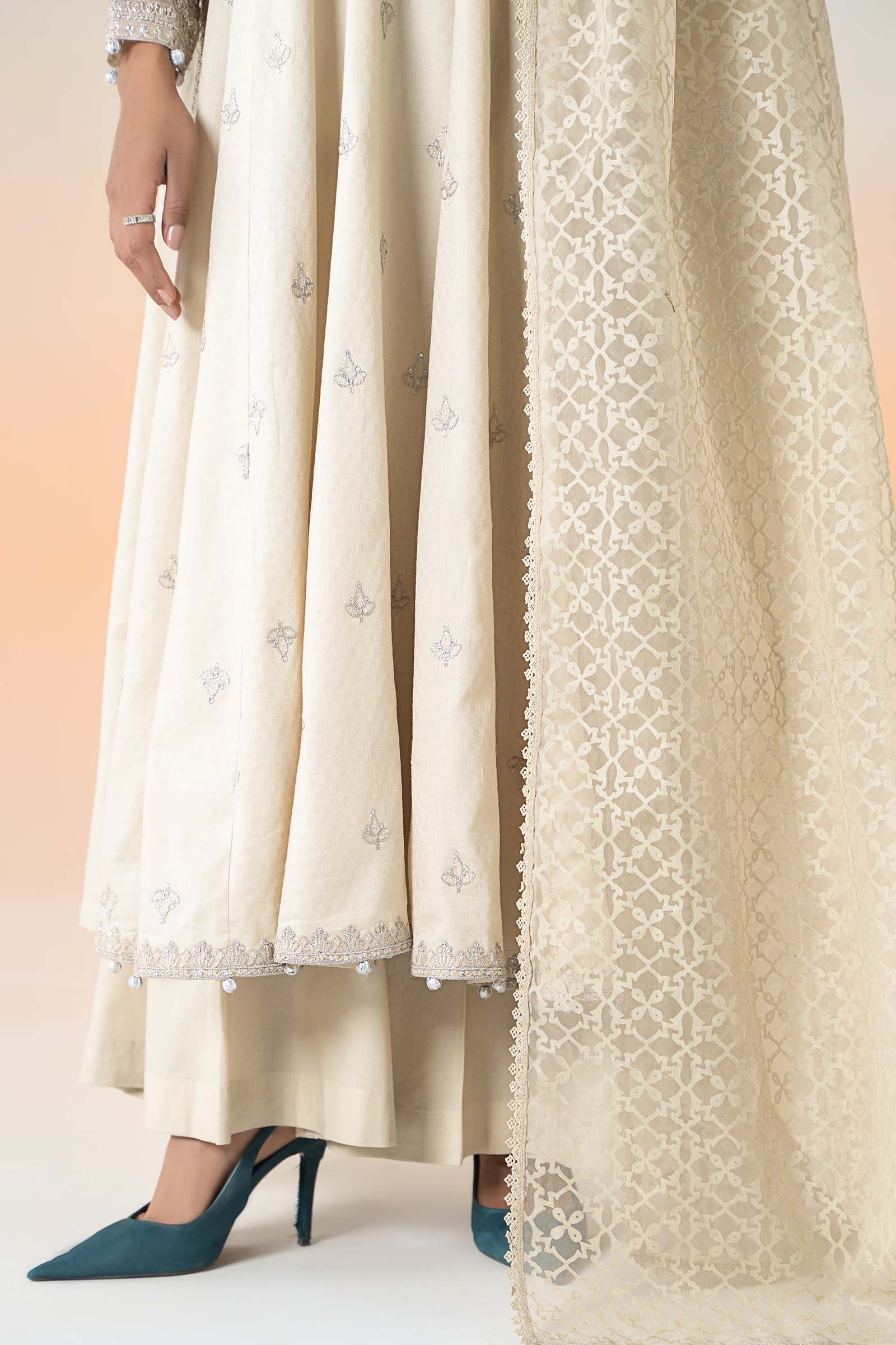 3 Piece Embroidered Dobby Lawn Suit - Image 4