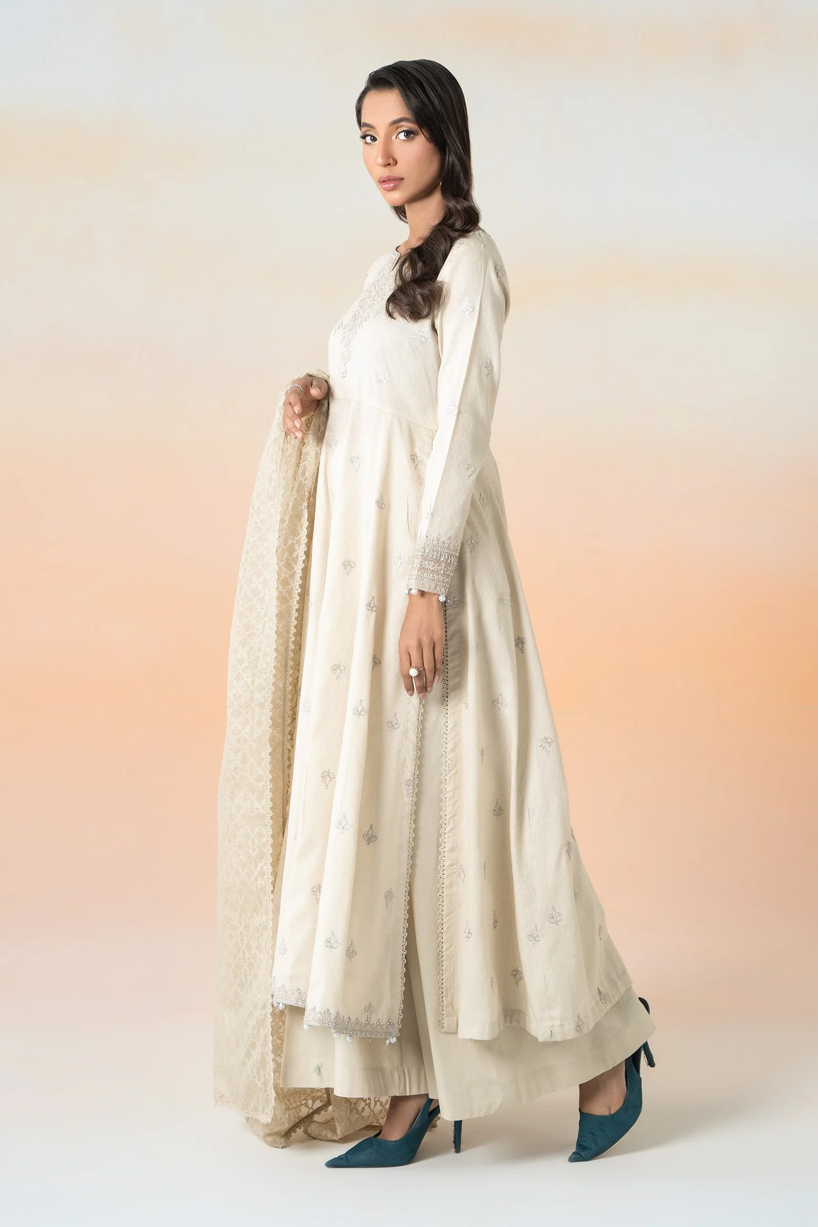 3 Piece Embroidered Dobby Lawn Suit - Image 5