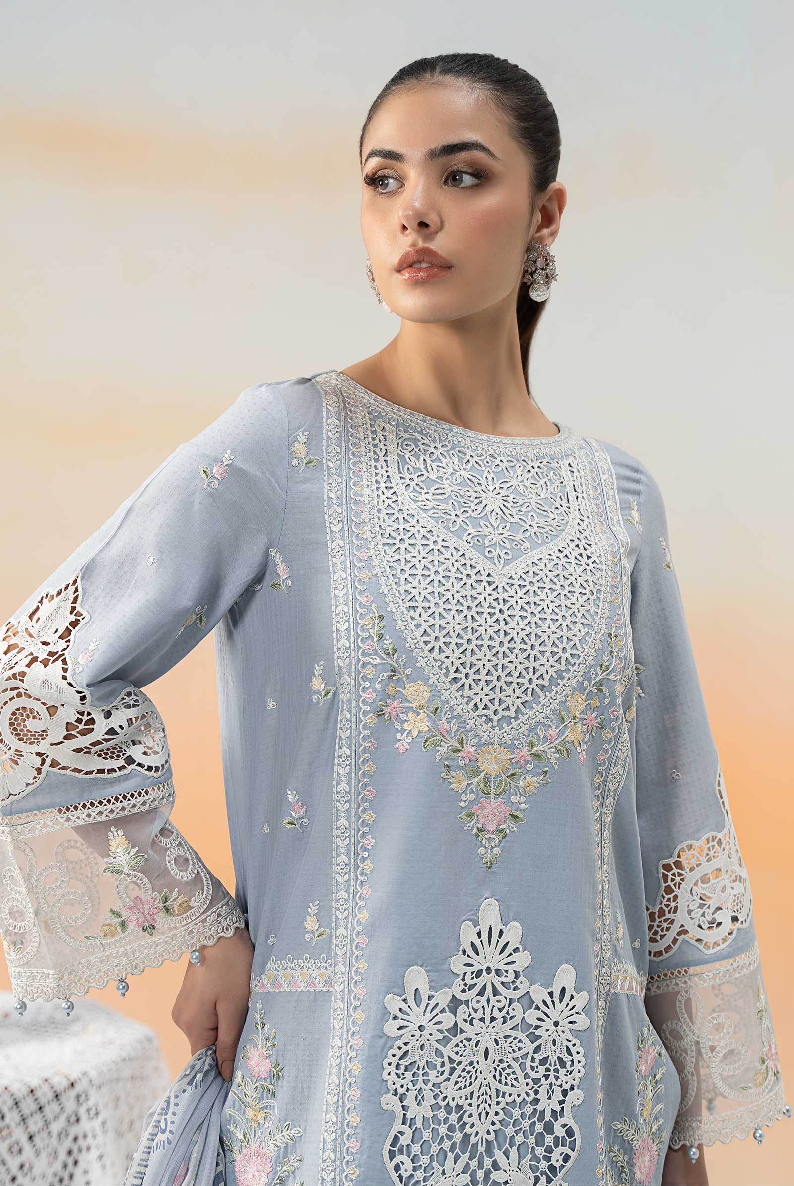 3 Piece Embroidered Dobby Lawn Suit - Image 2