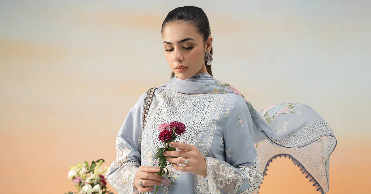 3 Piece Embroidered Dobby Lawn Suit - Image 9