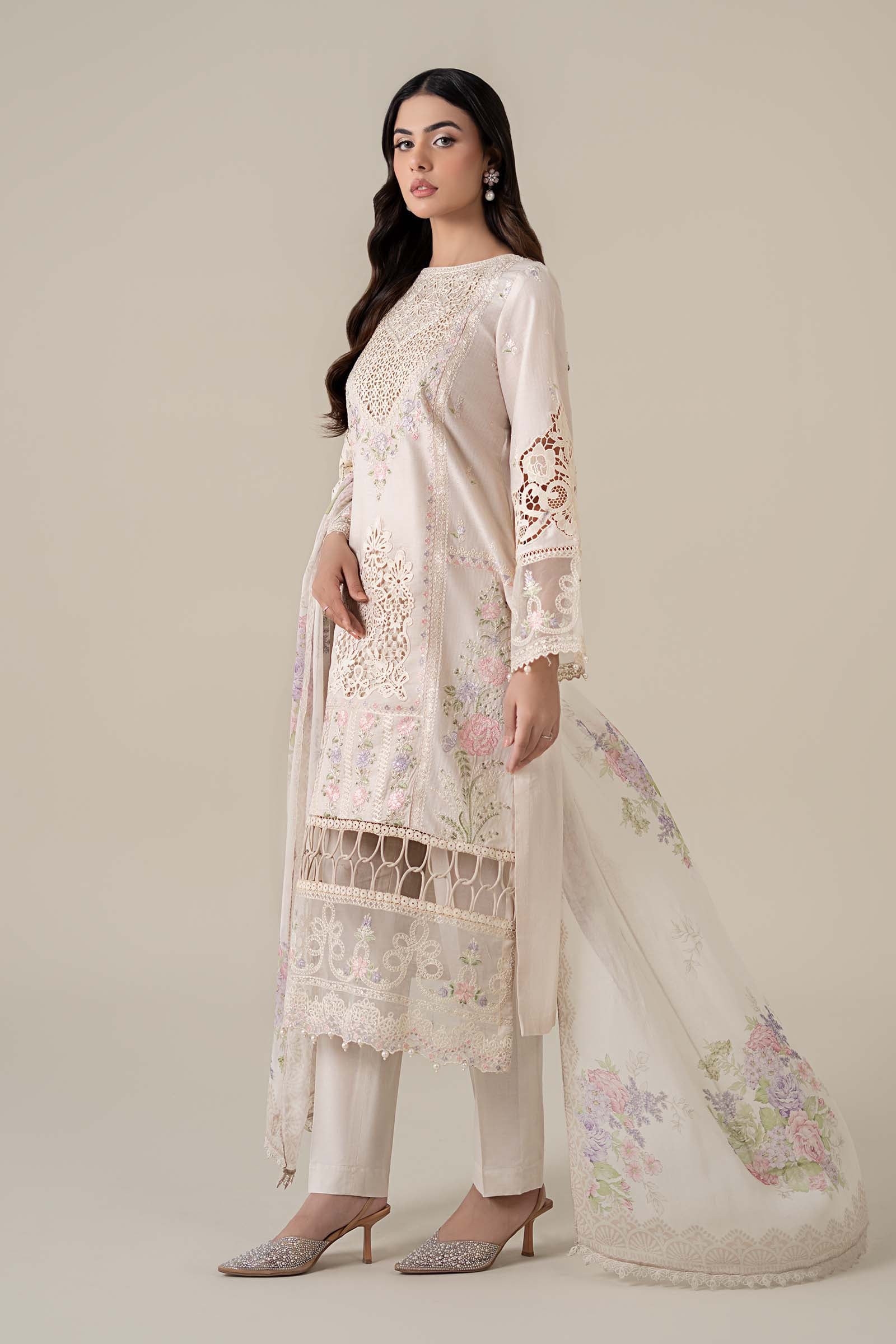 3 Piece Embroidered Dobby Lawn Suit - Image 4