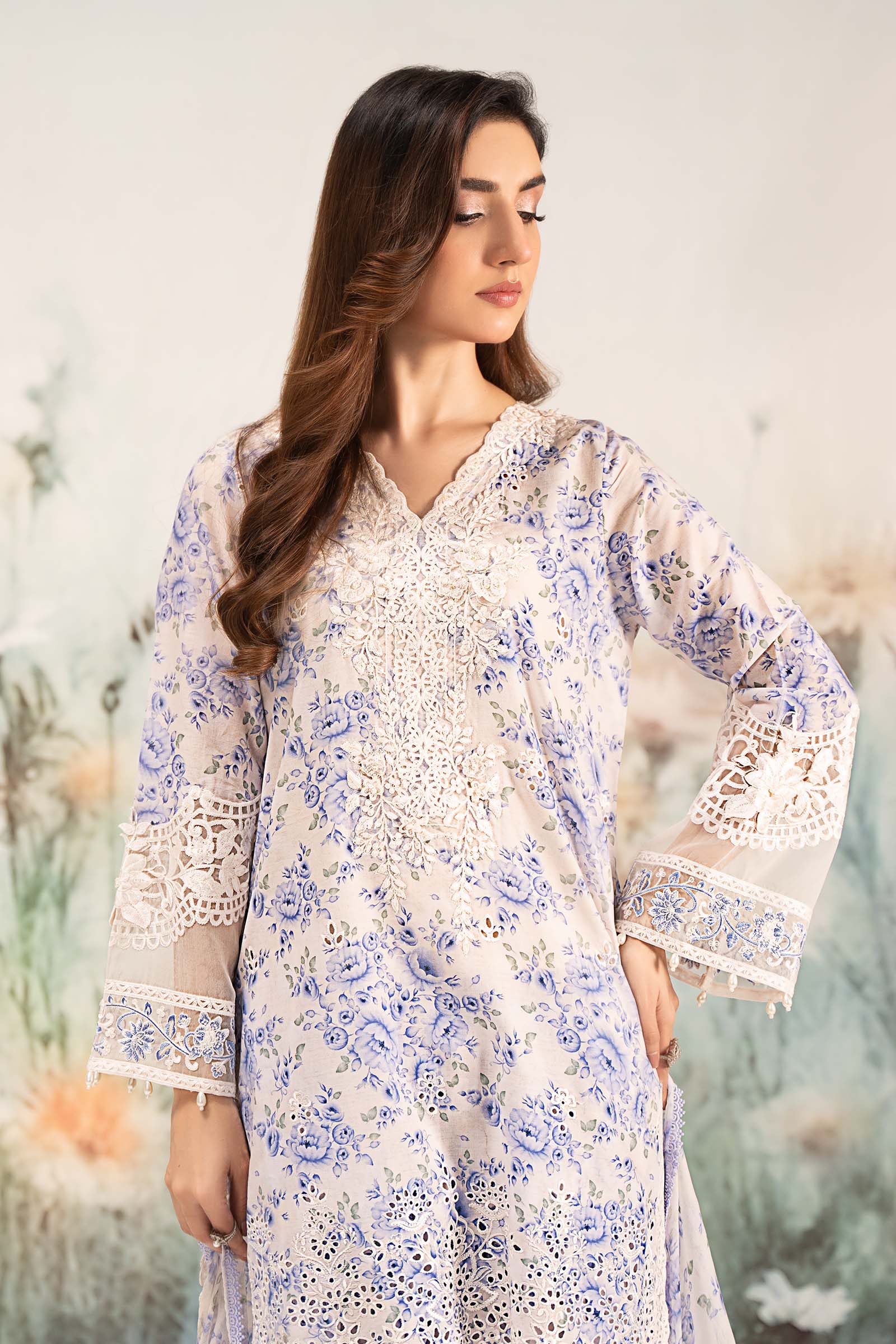 3 Piece Printed Lawn Suit - Image 10