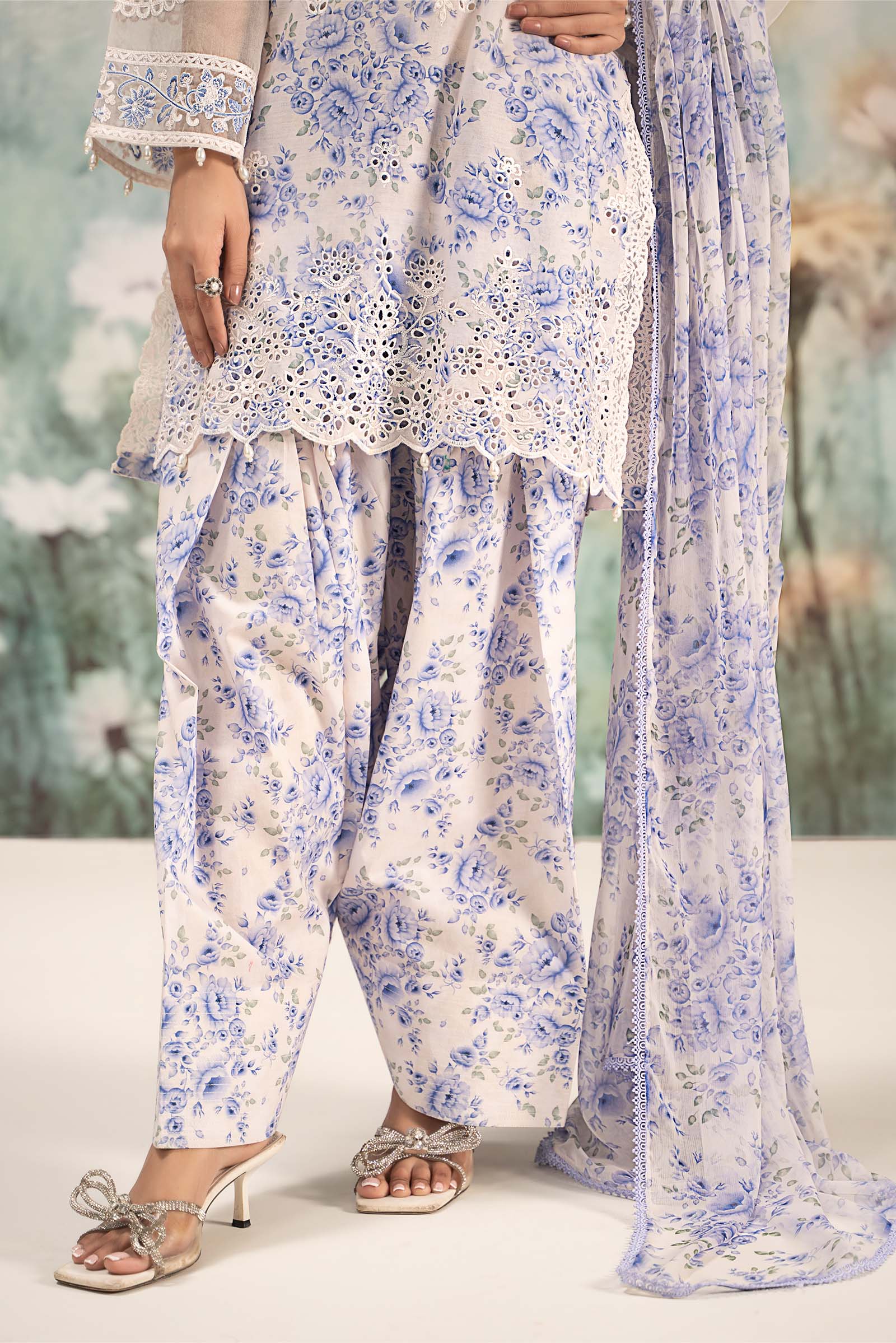 3 Piece Printed Lawn Suit - Image 11