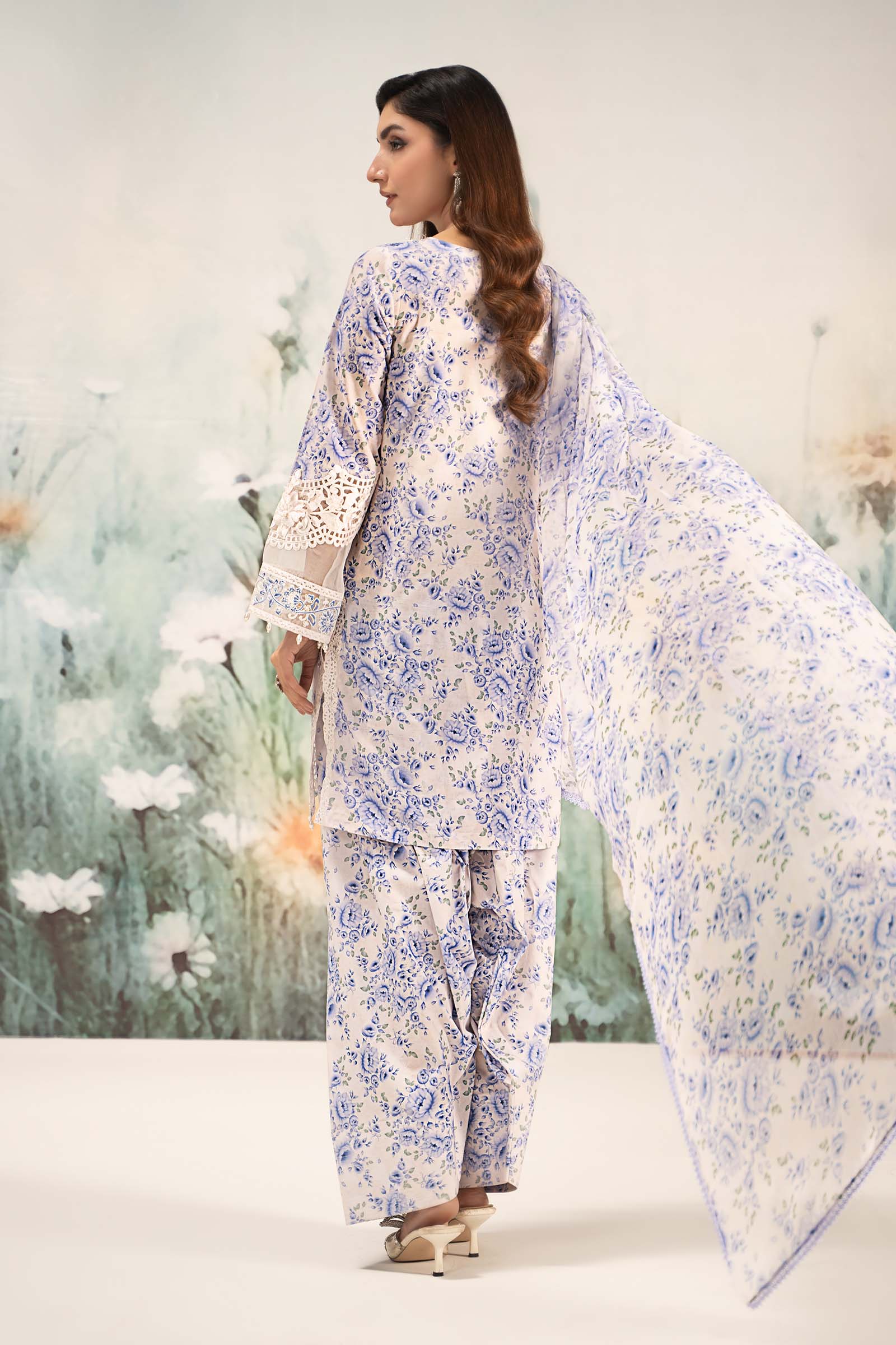 3 Piece Printed Lawn Suit - Image 13