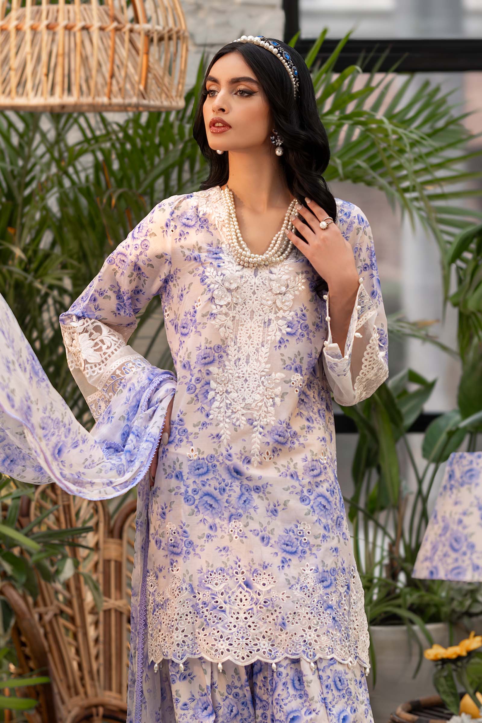 3 Piece Printed Lawn Suit - Image 4