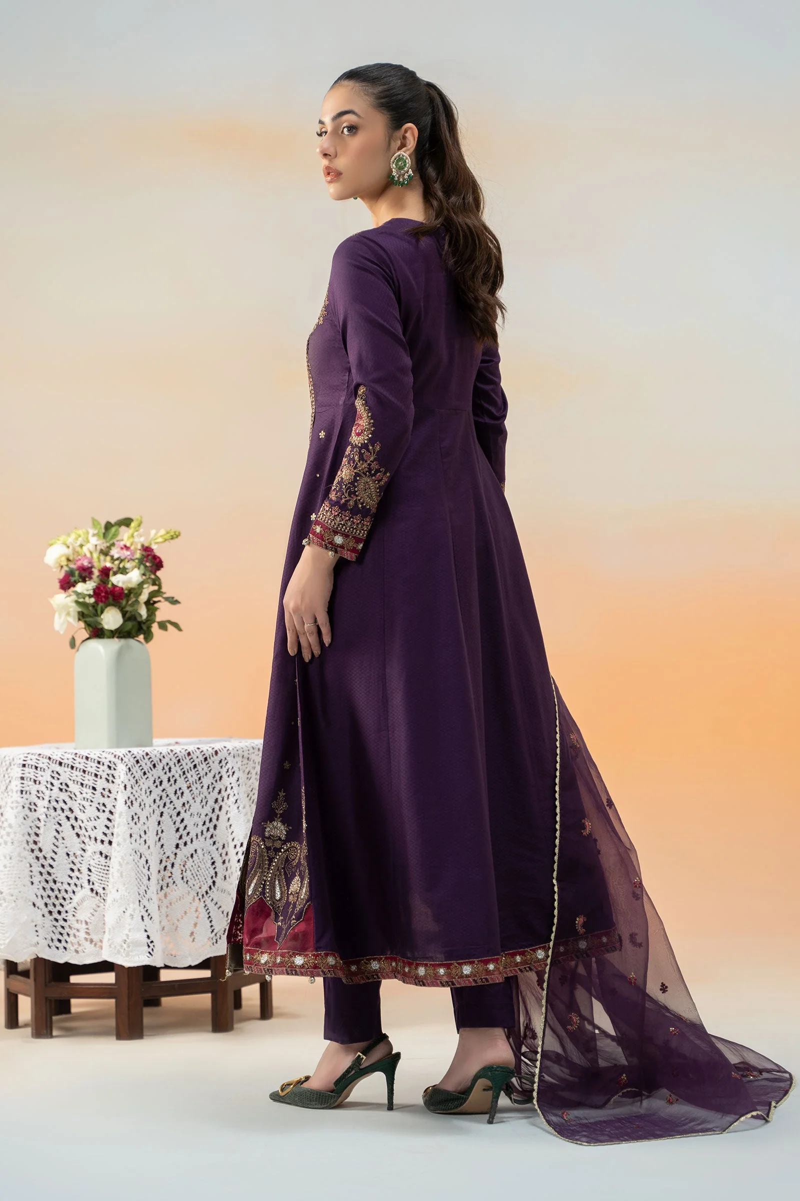 3 Piece Embroidered Dobby Lawn Suit - Image 6
