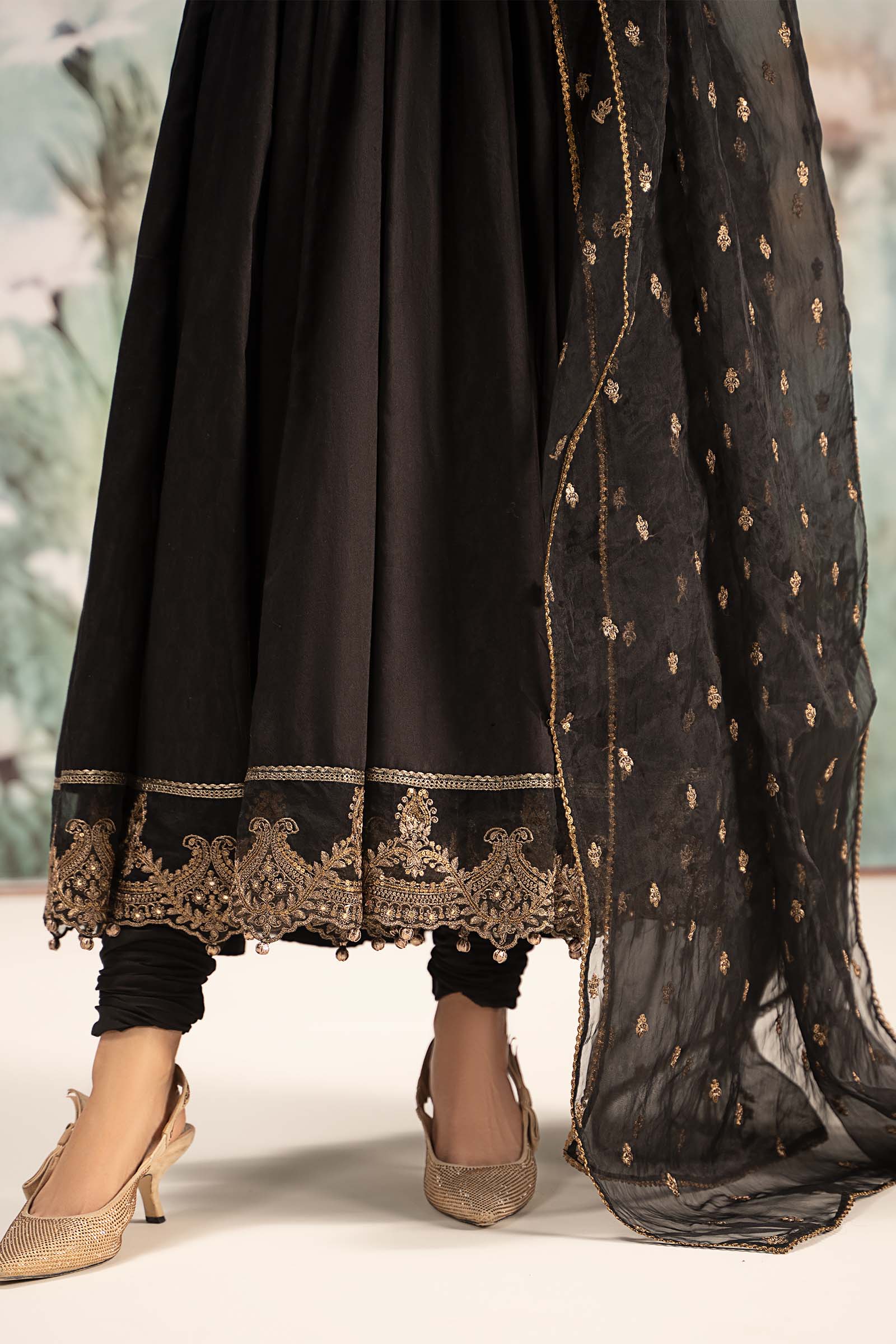 3 Piece Embroidered Self Jacquard Lawn Suit - Image 6