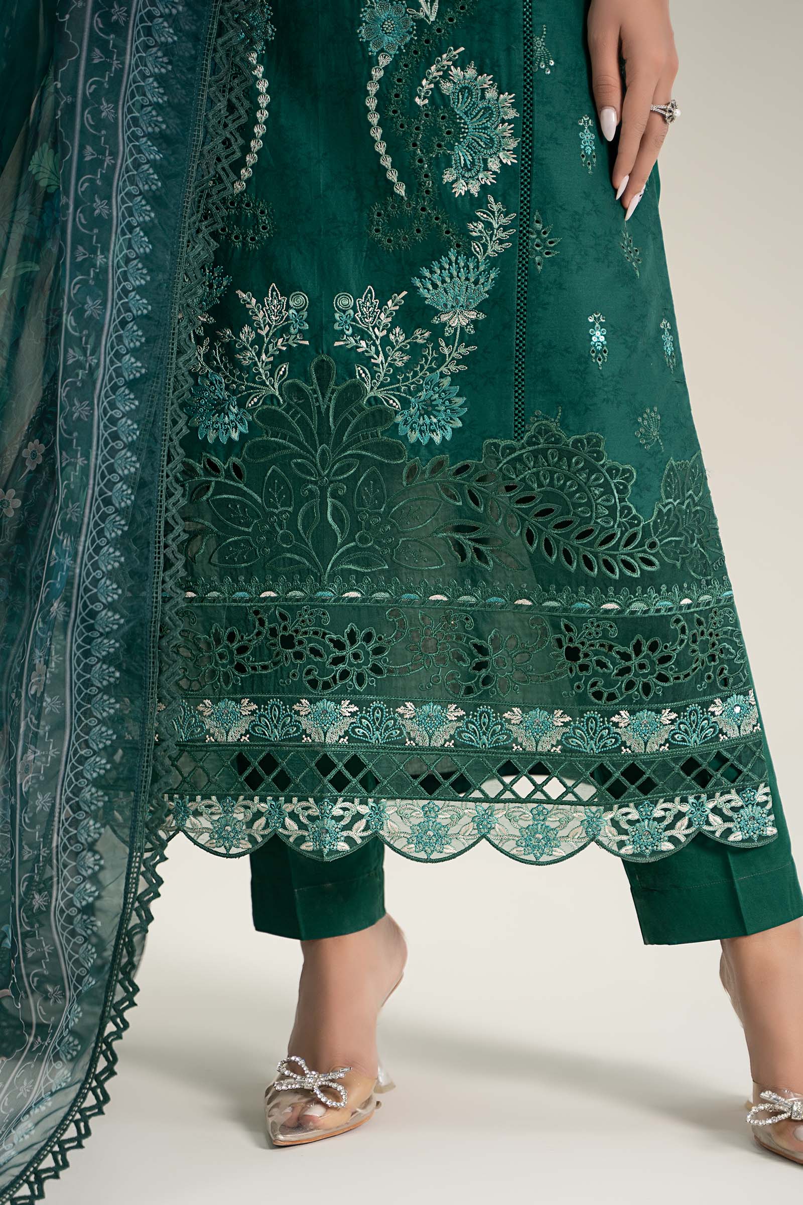 3 Piece Embroidered Self Jacquard Lawn Suit - Image 8
