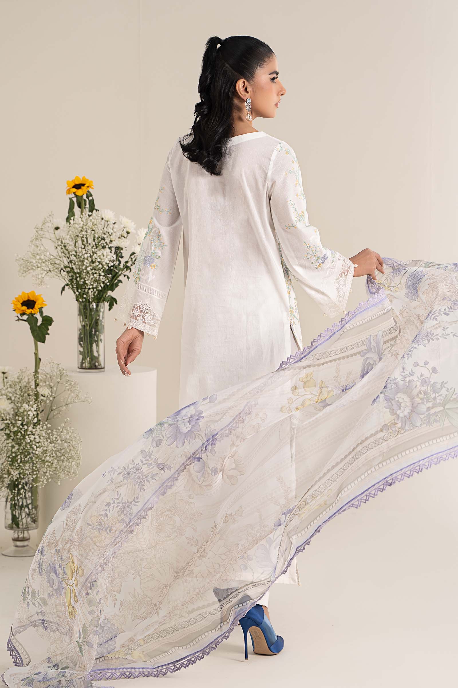 3 Piece Embroidered Self Jacquard Lawn Suit - Image 7