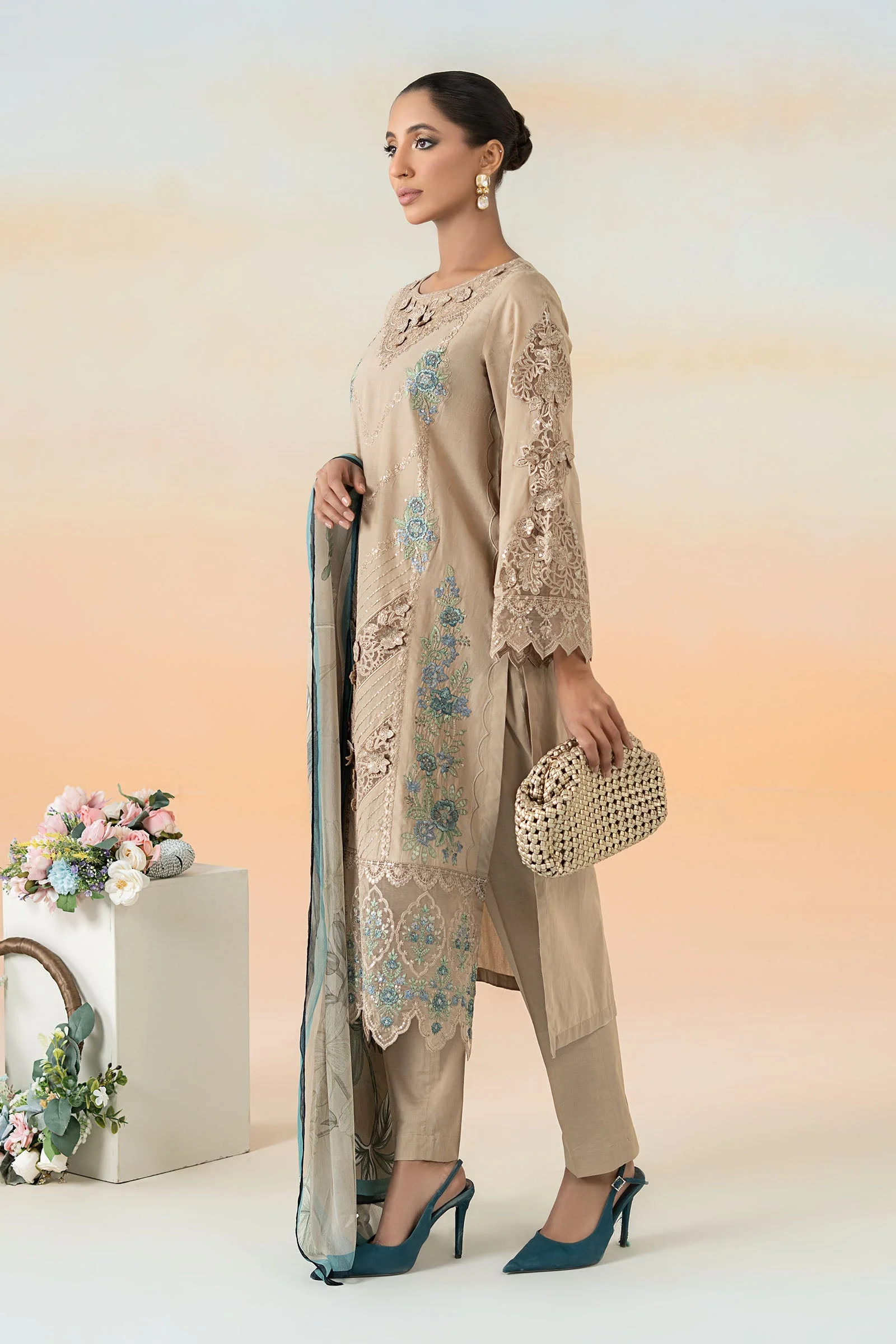 3 Piece Embroidered Dobby Lawn Suit - Image 5