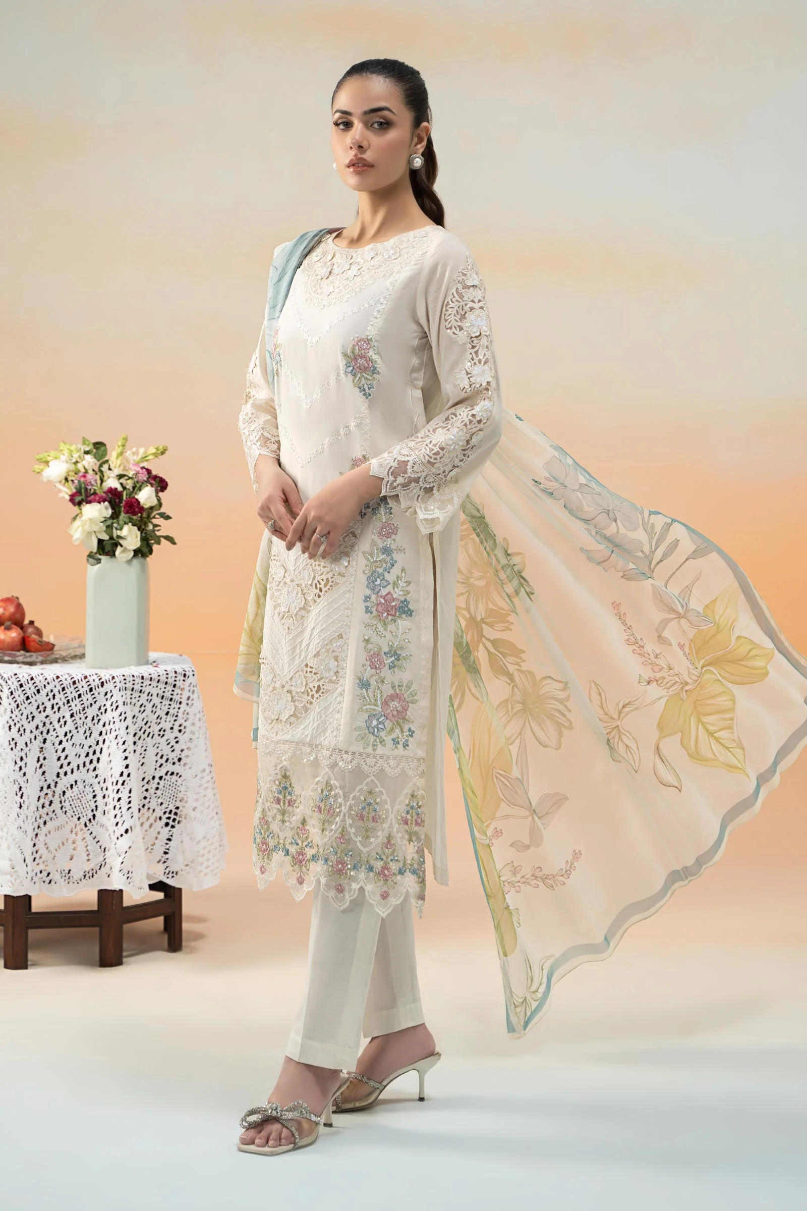 3 Piece Embroidered Dobby Lawn Suit - Image 4