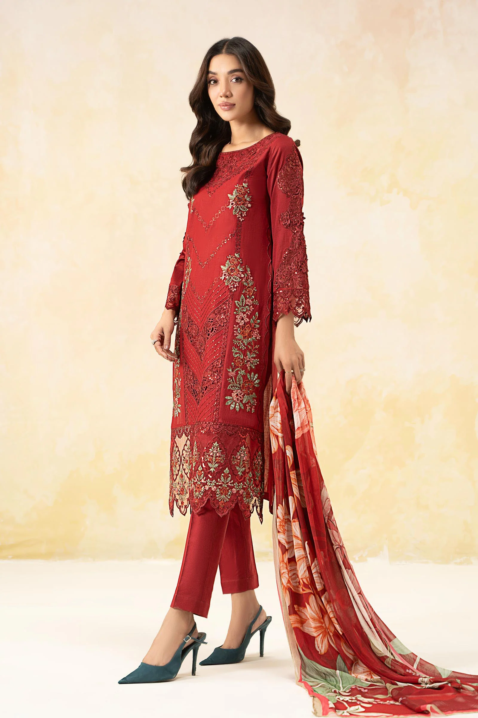 3 Piece Embroidered Dobby Lawn Suit - Image 2