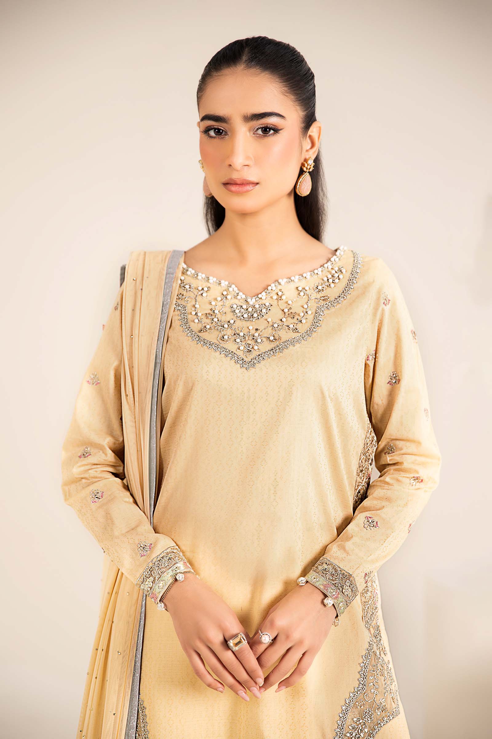 3 Piece Embroidered Dobby Lawn Suit - Image 4