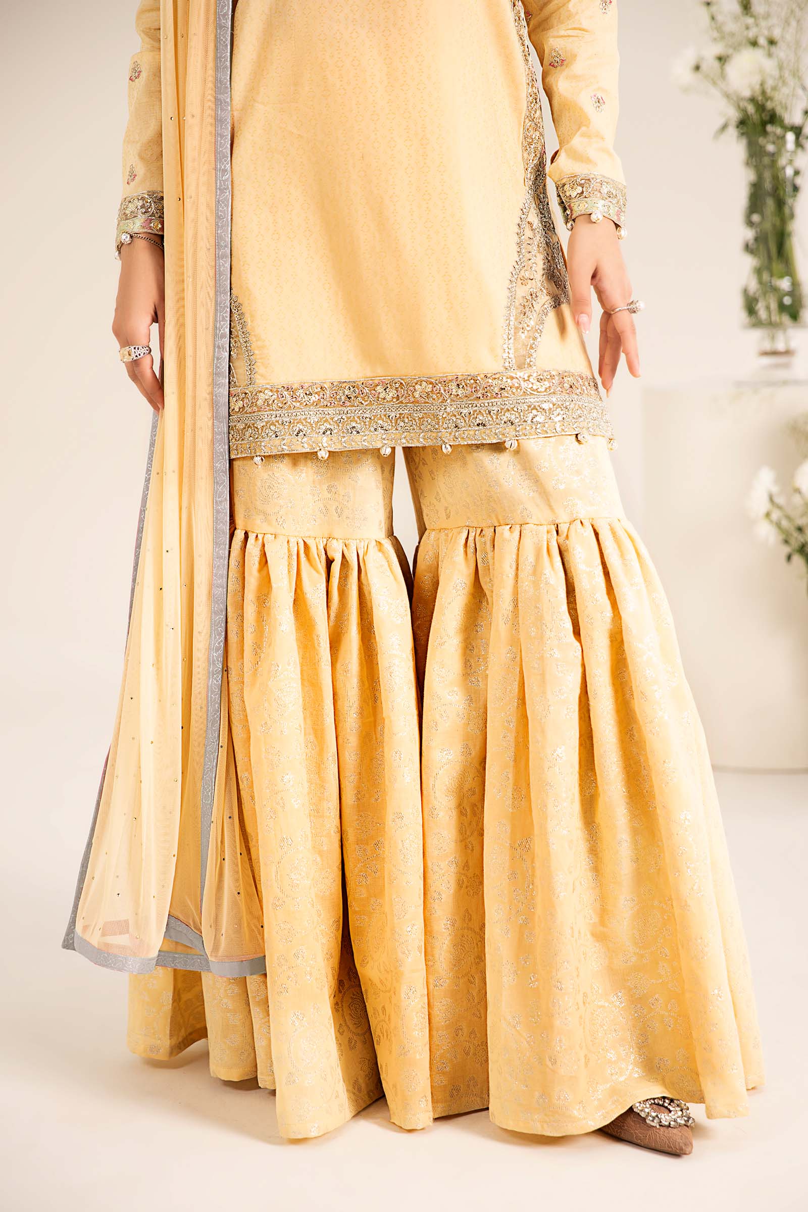 3 Piece Embroidered Dobby Lawn Suit - Image 7