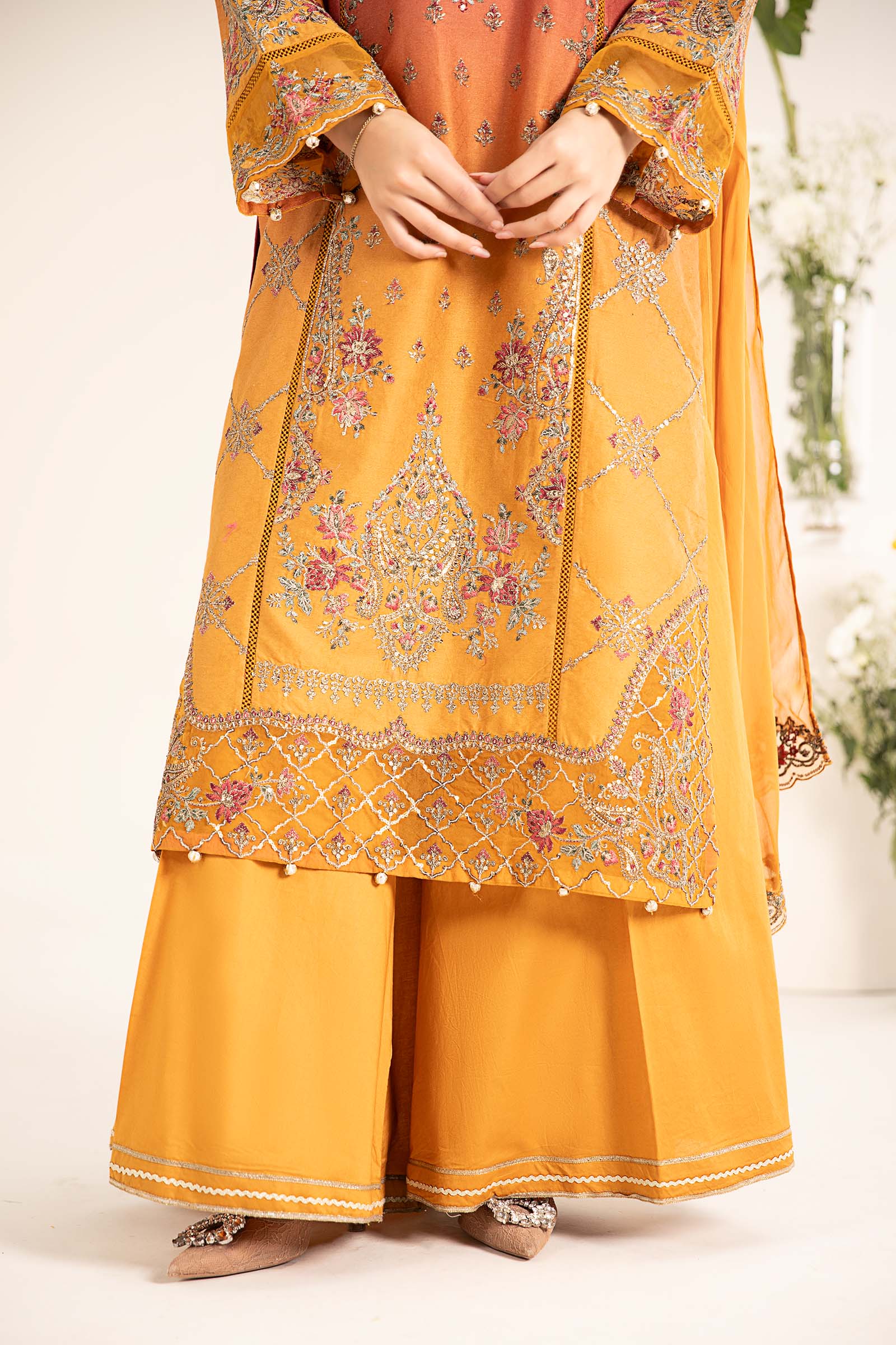 3 Piece Embroidered Self Jacquard Lawn Suit - Image 3