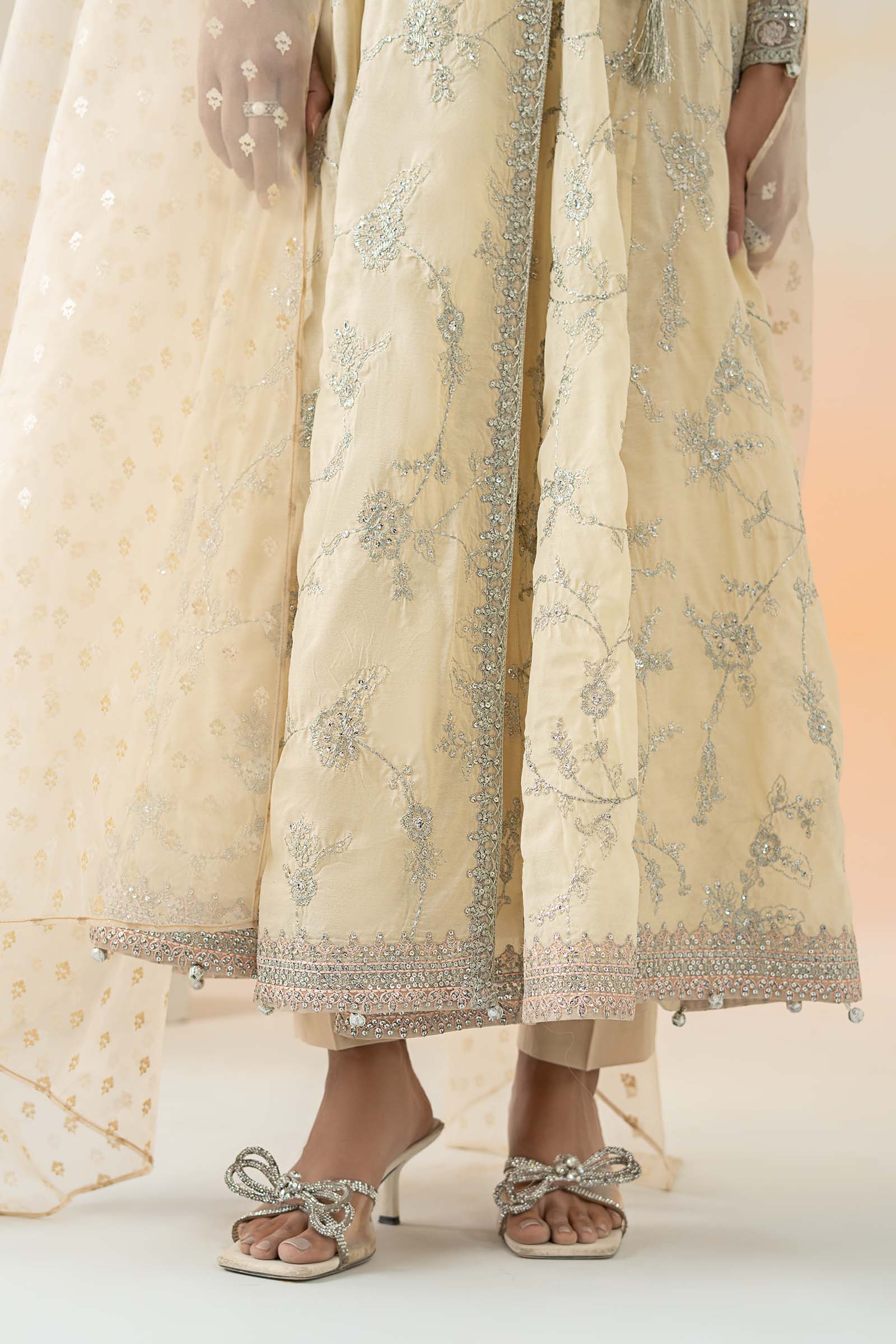 3 Piece Embroidered Paper Cotton Suit - Image 9