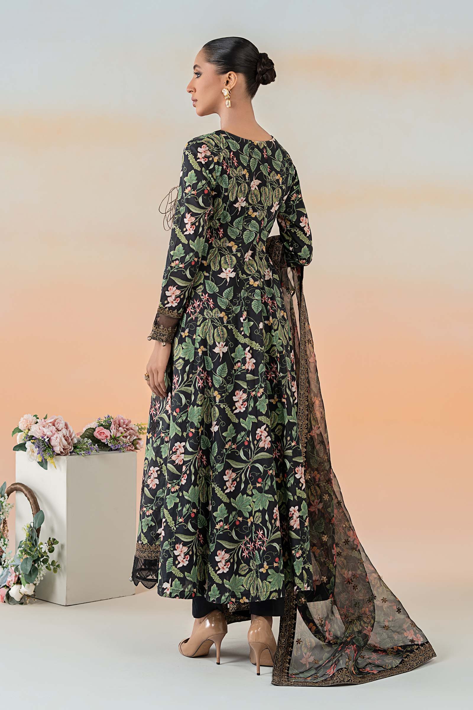 3 Piece Printed Lawn Suit - Image 7