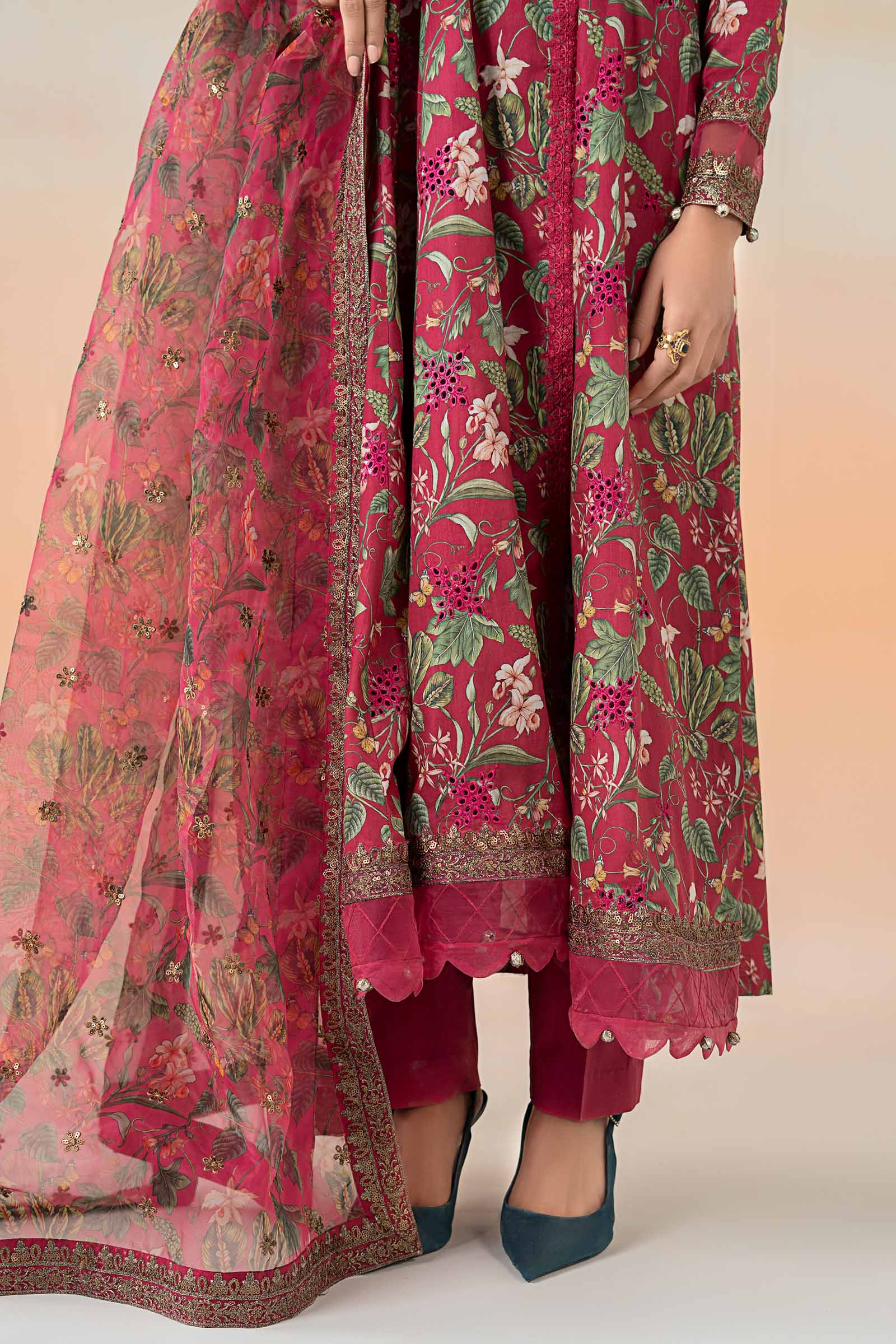 3 Piece Printed Lawn Suit - Image 5