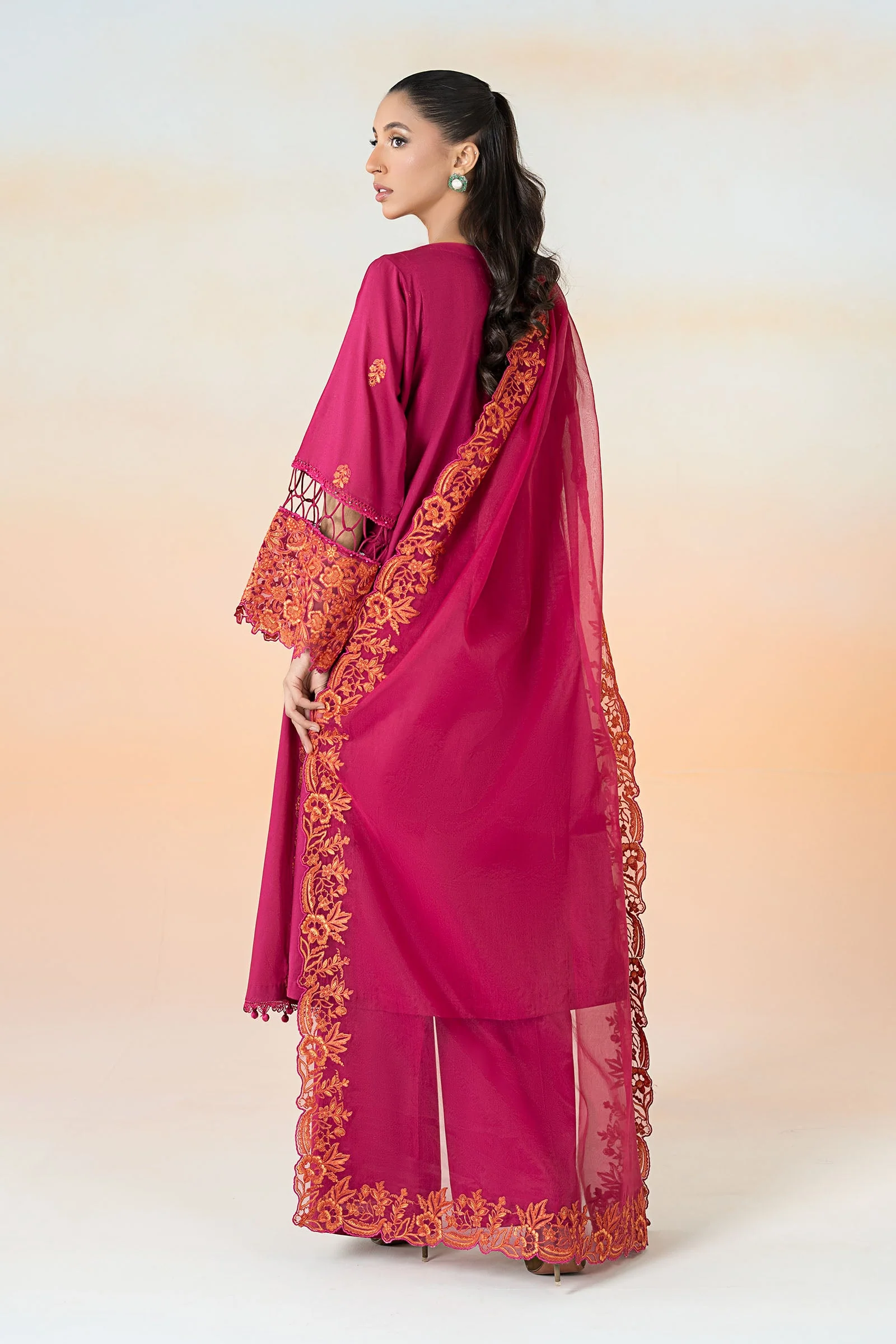 3 Piece Embroidered Lawn Suit - Image 11