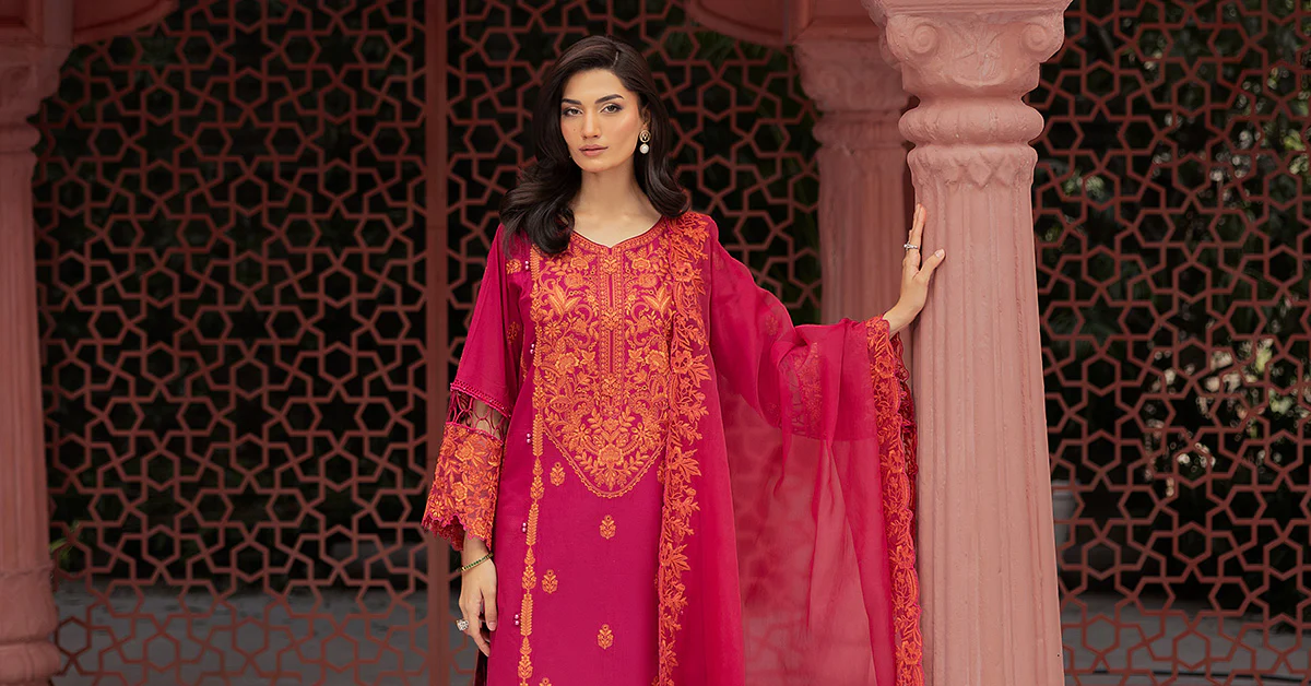 3 Piece Embroidered Lawn Suit - Image 12