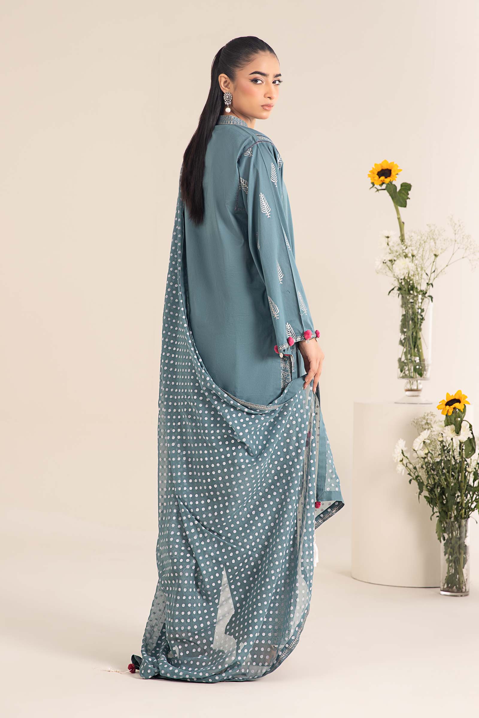 3 Piece Printed Lawn Suit - Image 6
