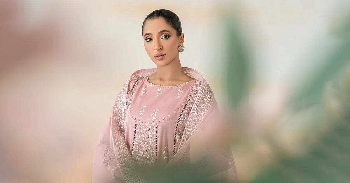3 Piece Printed Lawn Suit - Image 6