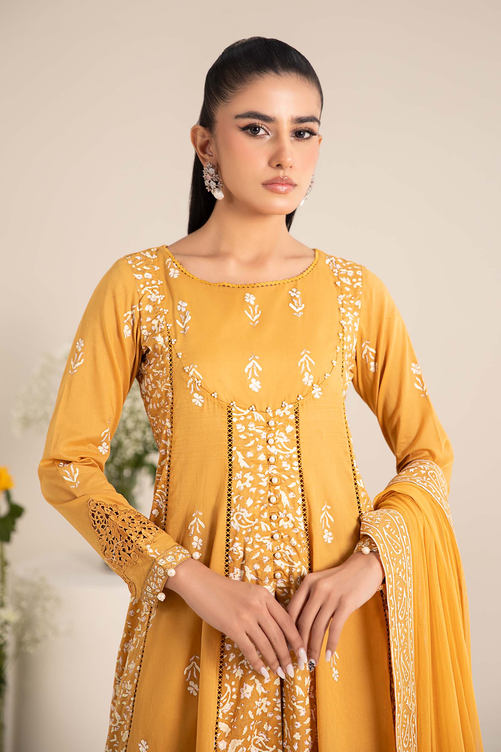 3 Piece Printed Lawn Suit - Image 3