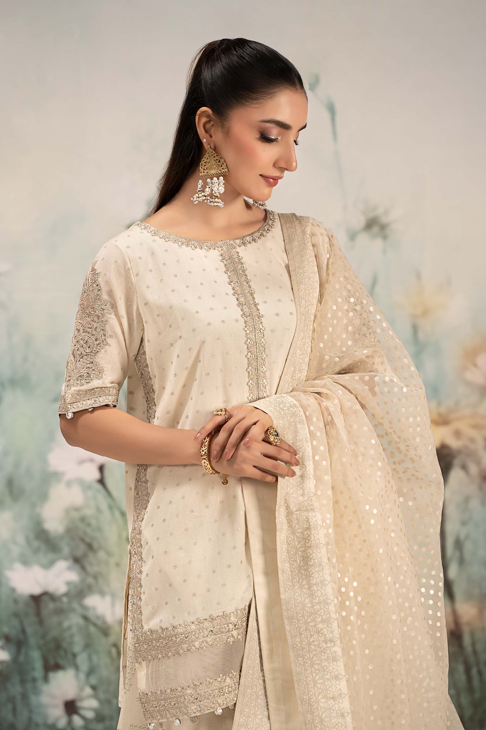 3 Piece Embroidered Cotton Lurex Suit - Image 2